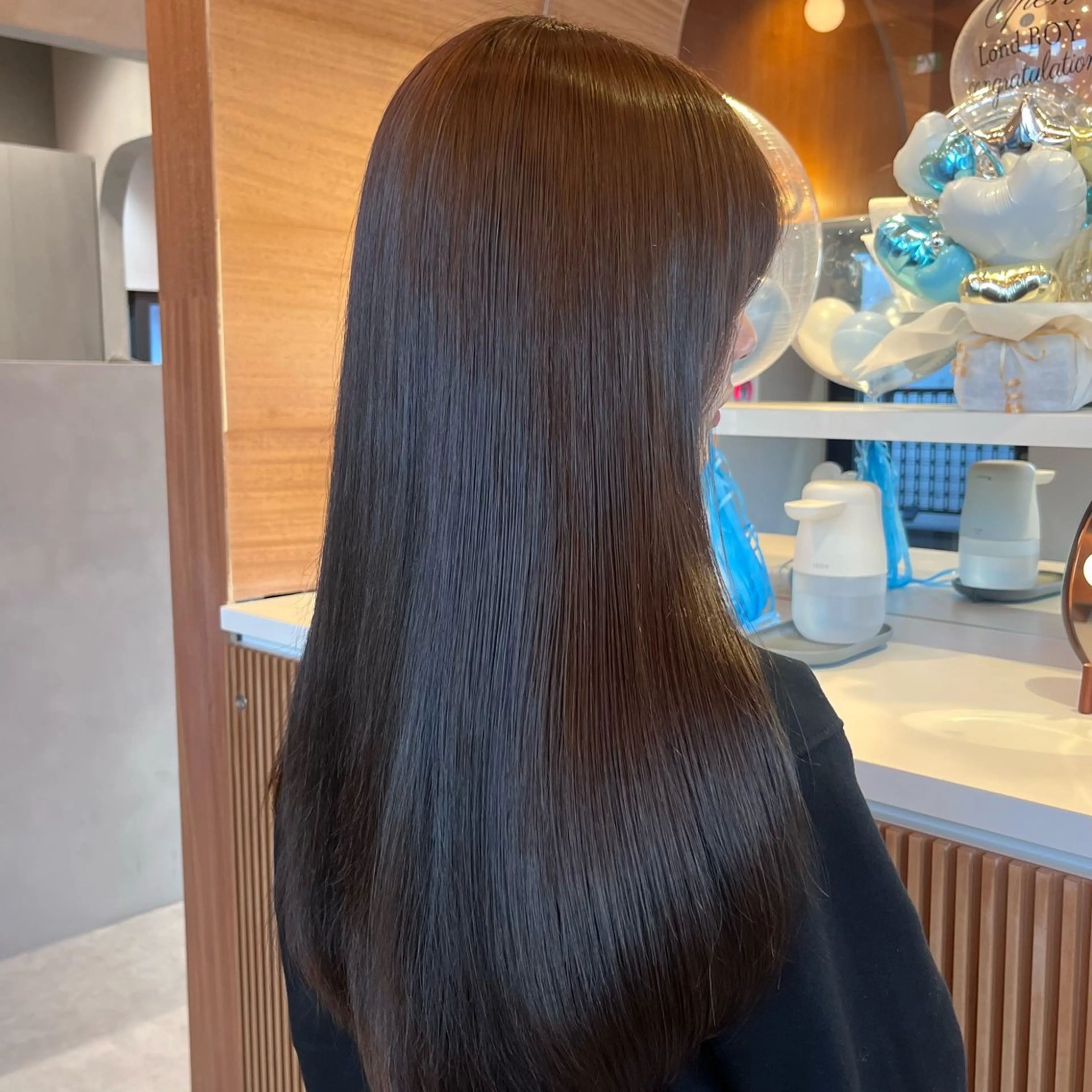 ロング レイヤーくびれヘア アレンジmanakaのヘアスタイル