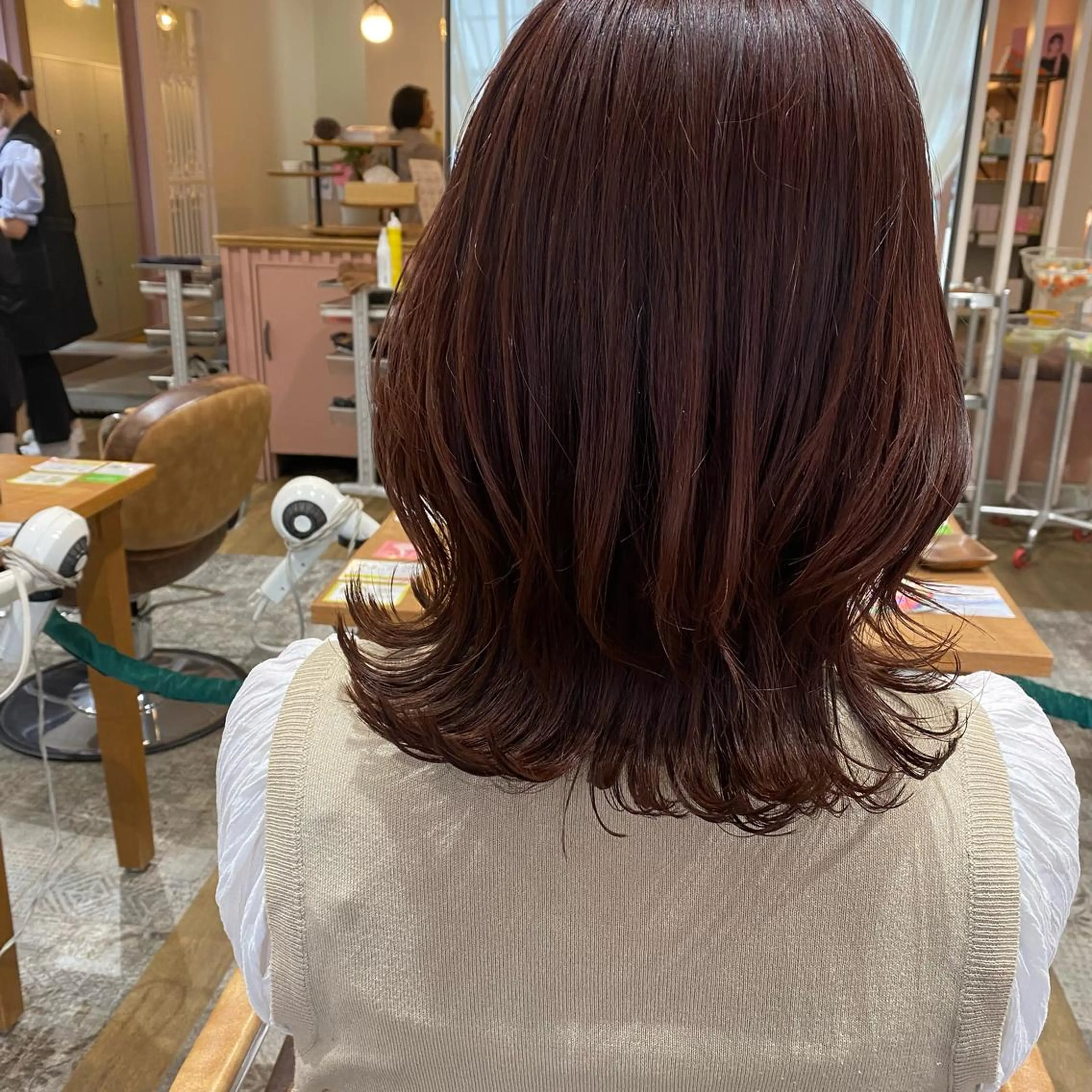 セミロング 【ハイライト】 YUYAのヘアスタイル