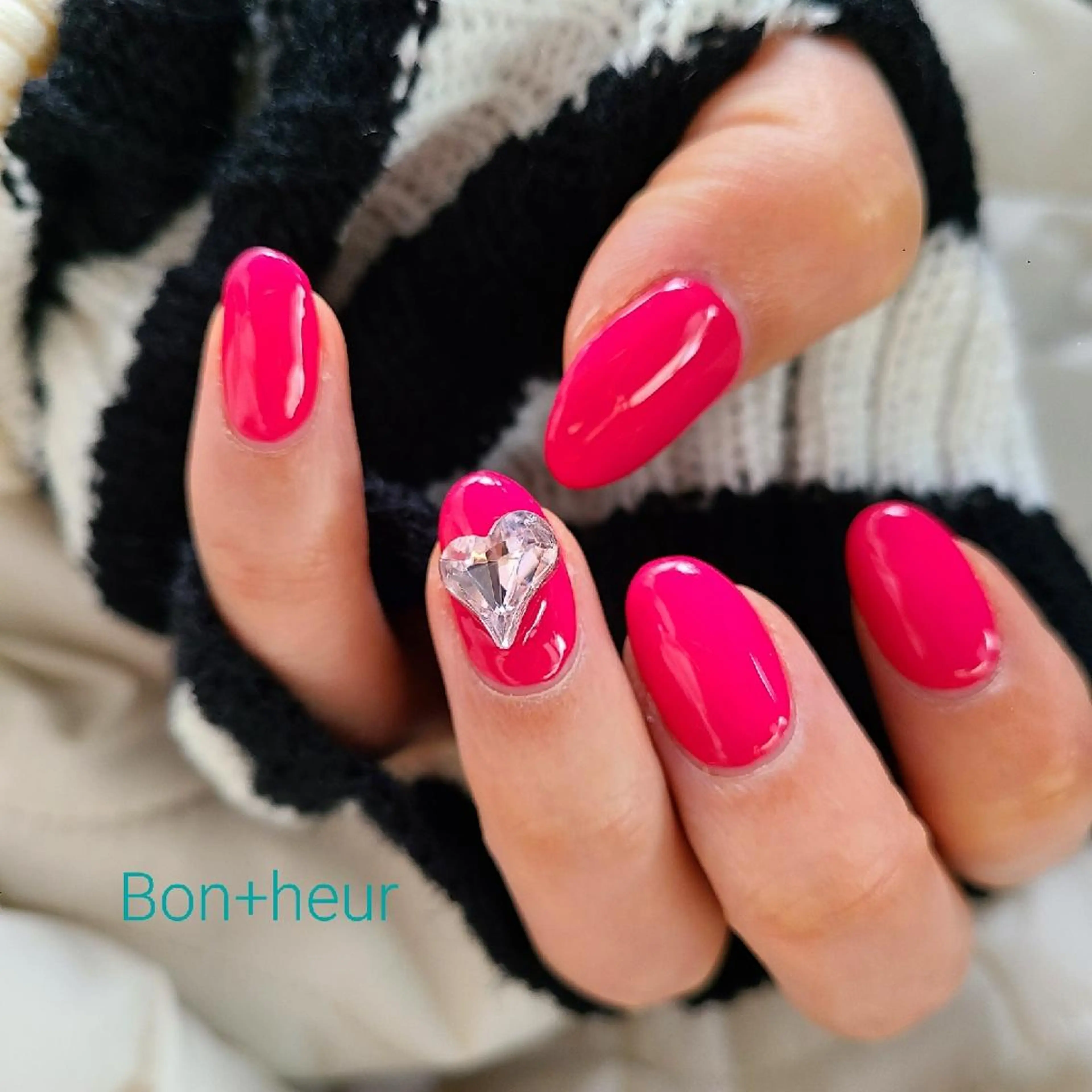 ネイル 宮口 紗子のネイルデザイン