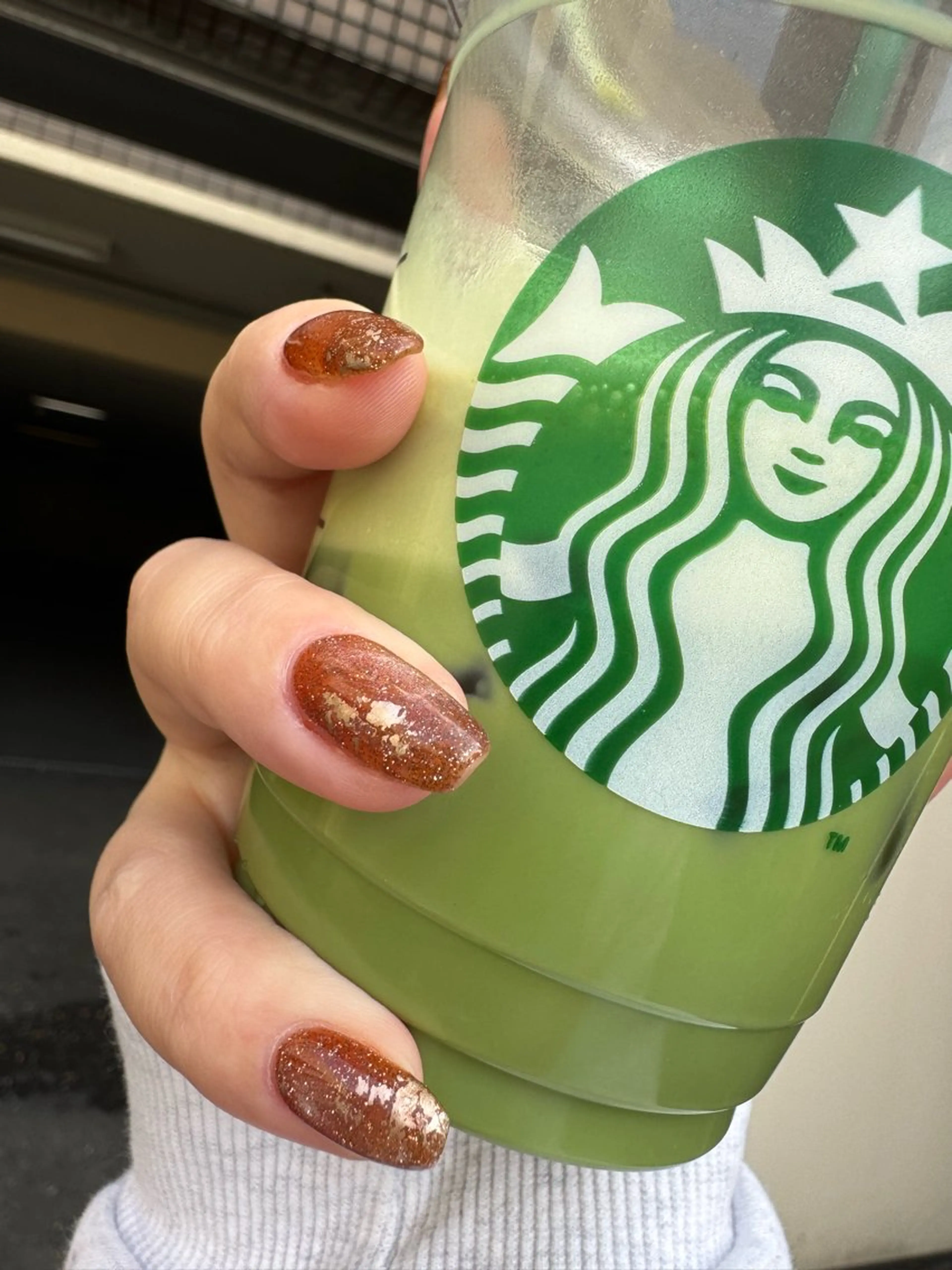 ネイル マグネットネイル yglow所属・yglow 【yuri】のネイルデザイン