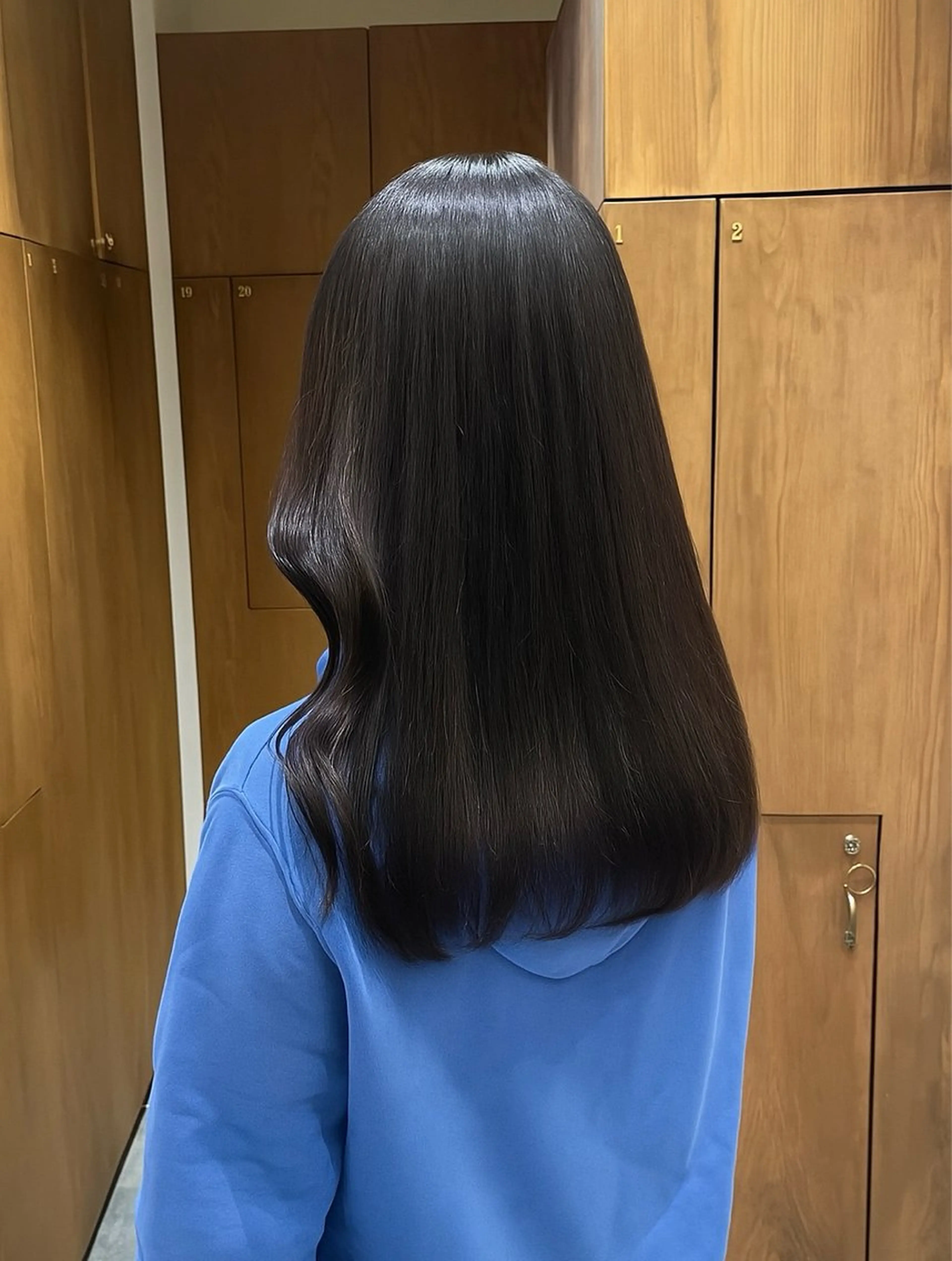 カラー 黒髪 透明感カラー ラベンダーカラー 自然と惹かれる🪷 艶カラー/茉優♩のヘアスタイル