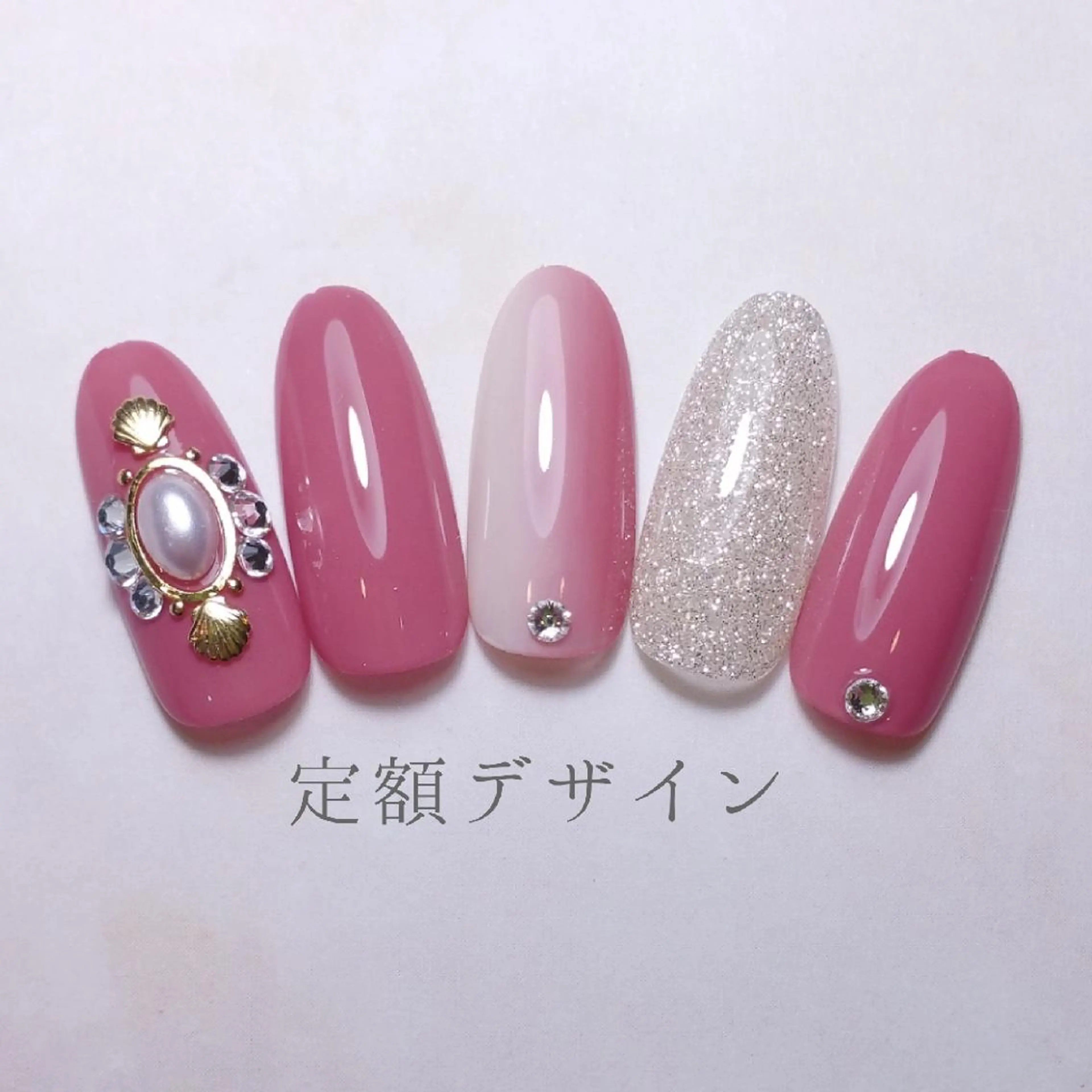ネイル ハンドネイル 柴田 彩のネイルデザイン