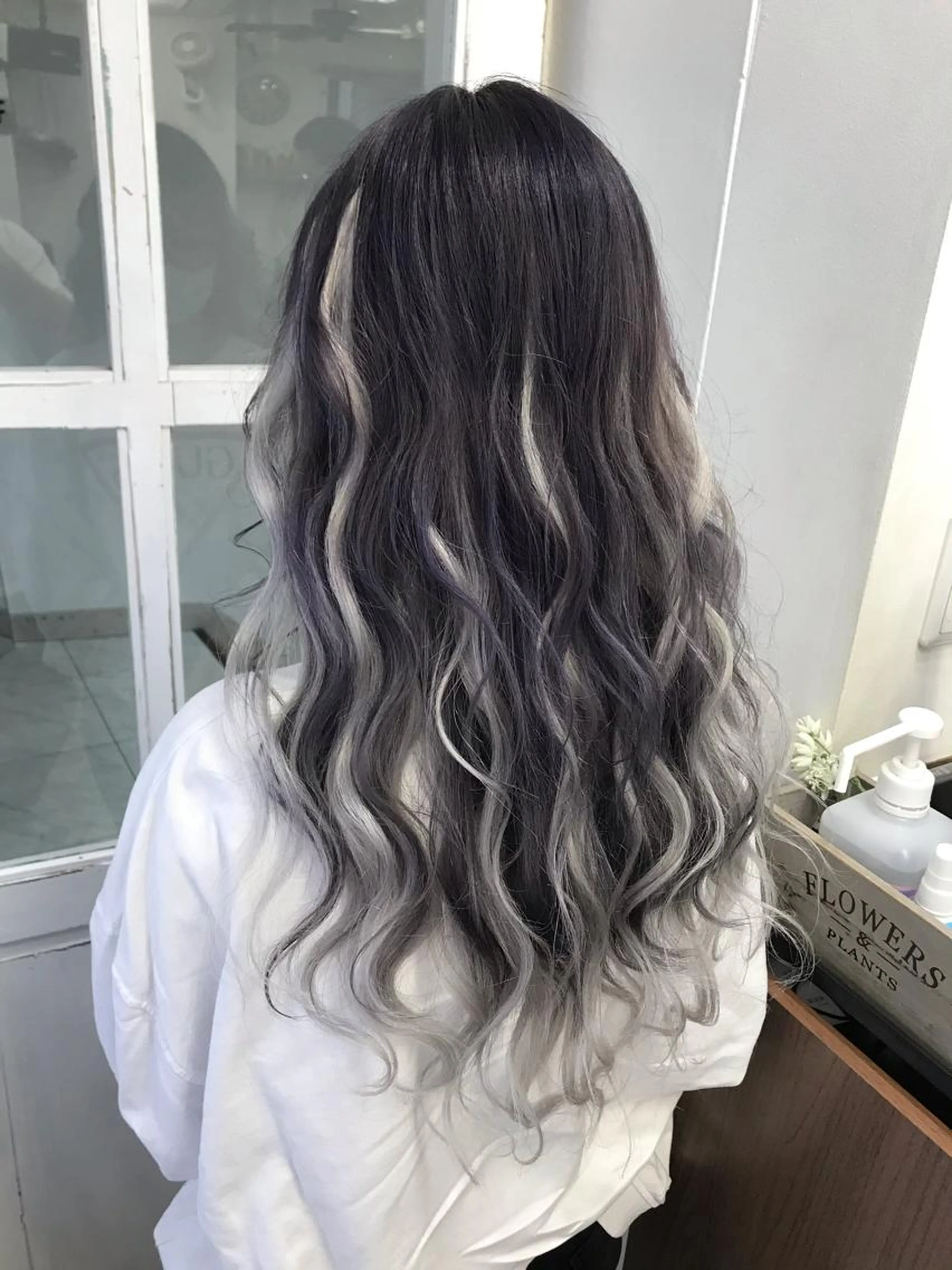 🔰初心者にもおススメ❣️《40本》最高級人毛編み込みエクステ✨ガラッとイメチェン☺️✨【地毛カット付き】の写真