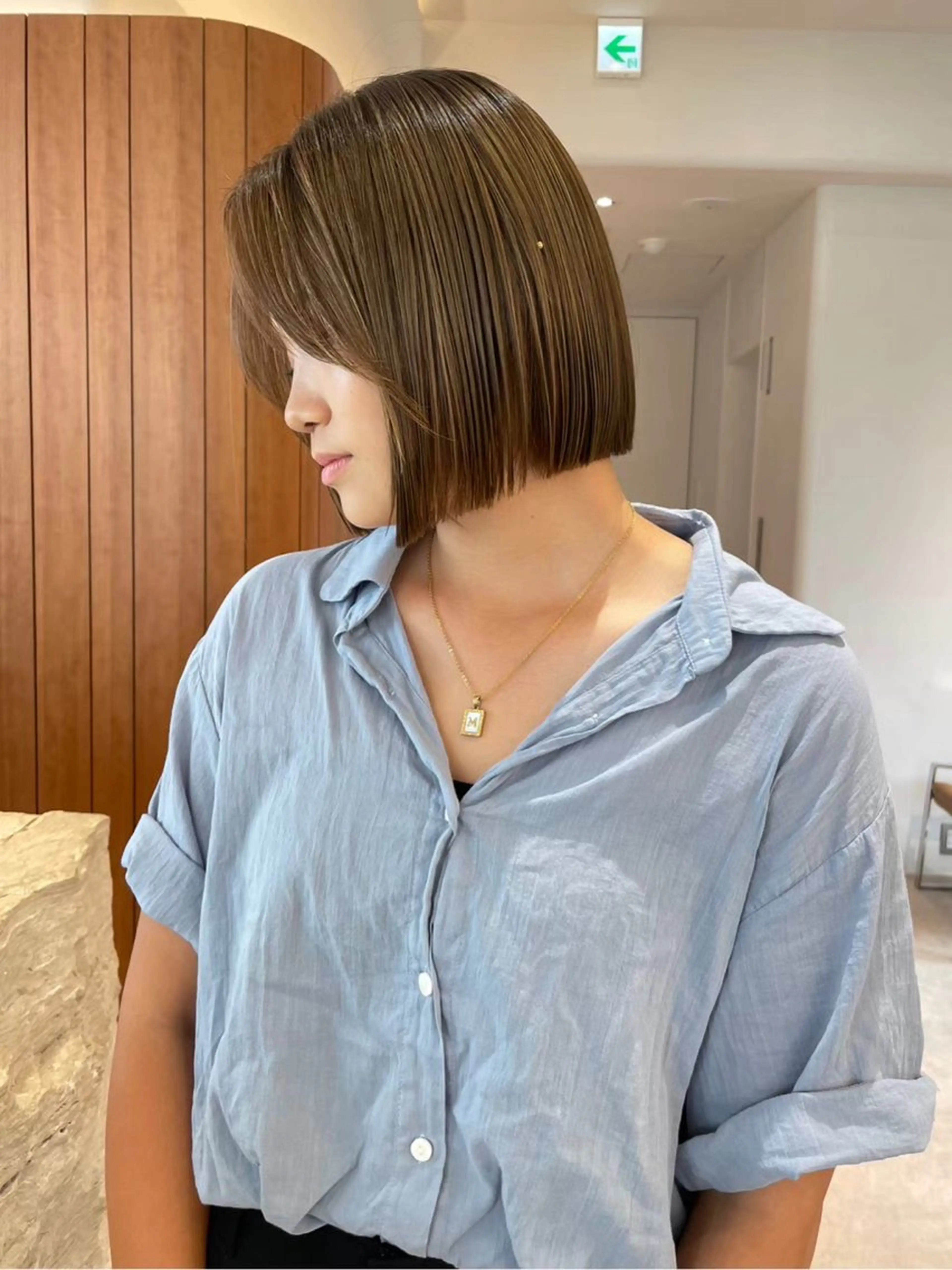 ショート カラー ベージュカラー オリーブベージュ 渋谷/レイヤーボブ・ 韓国ボブ特化/楓のヘアスタイル