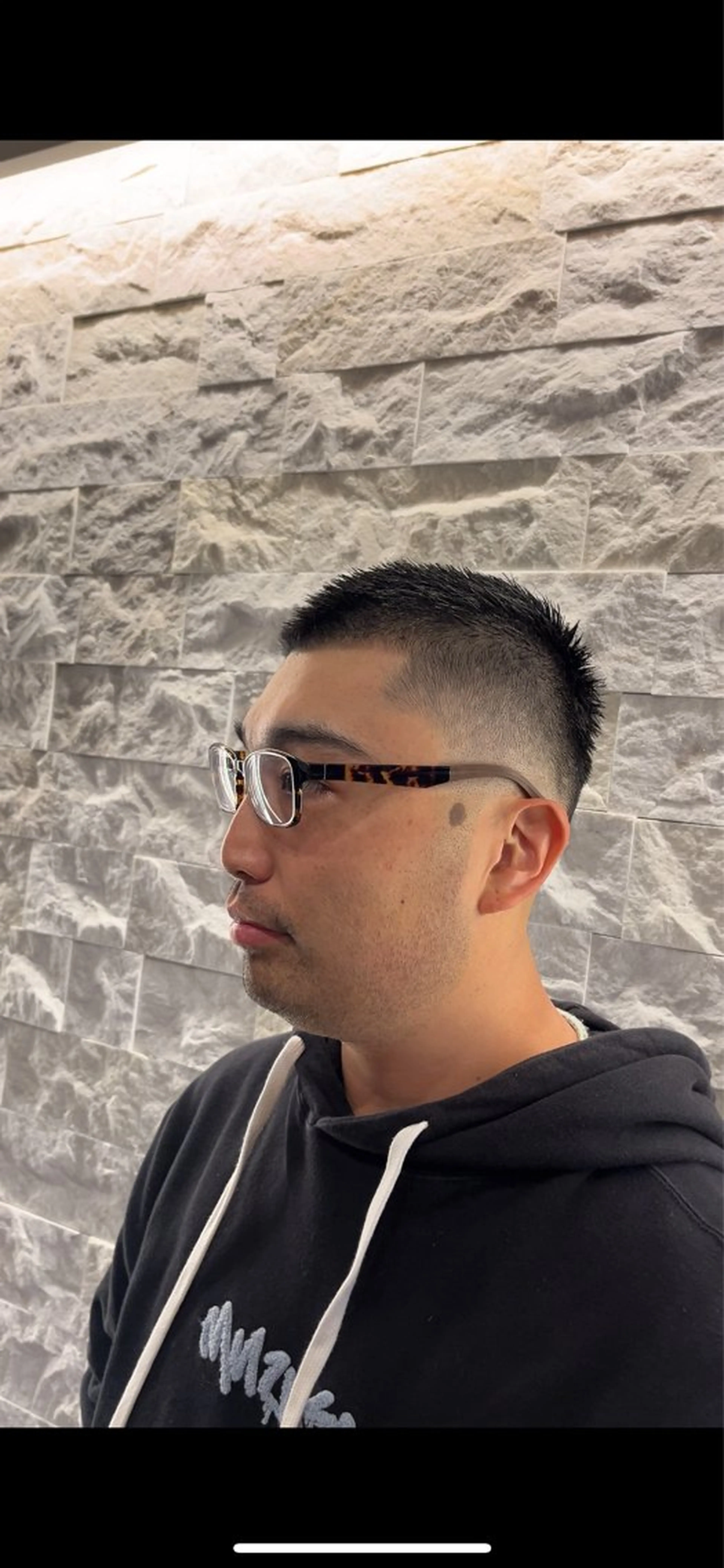 ショート メンズ フェードカット Smail Hair 大森店所属・安立 玲於のヘアスタイル