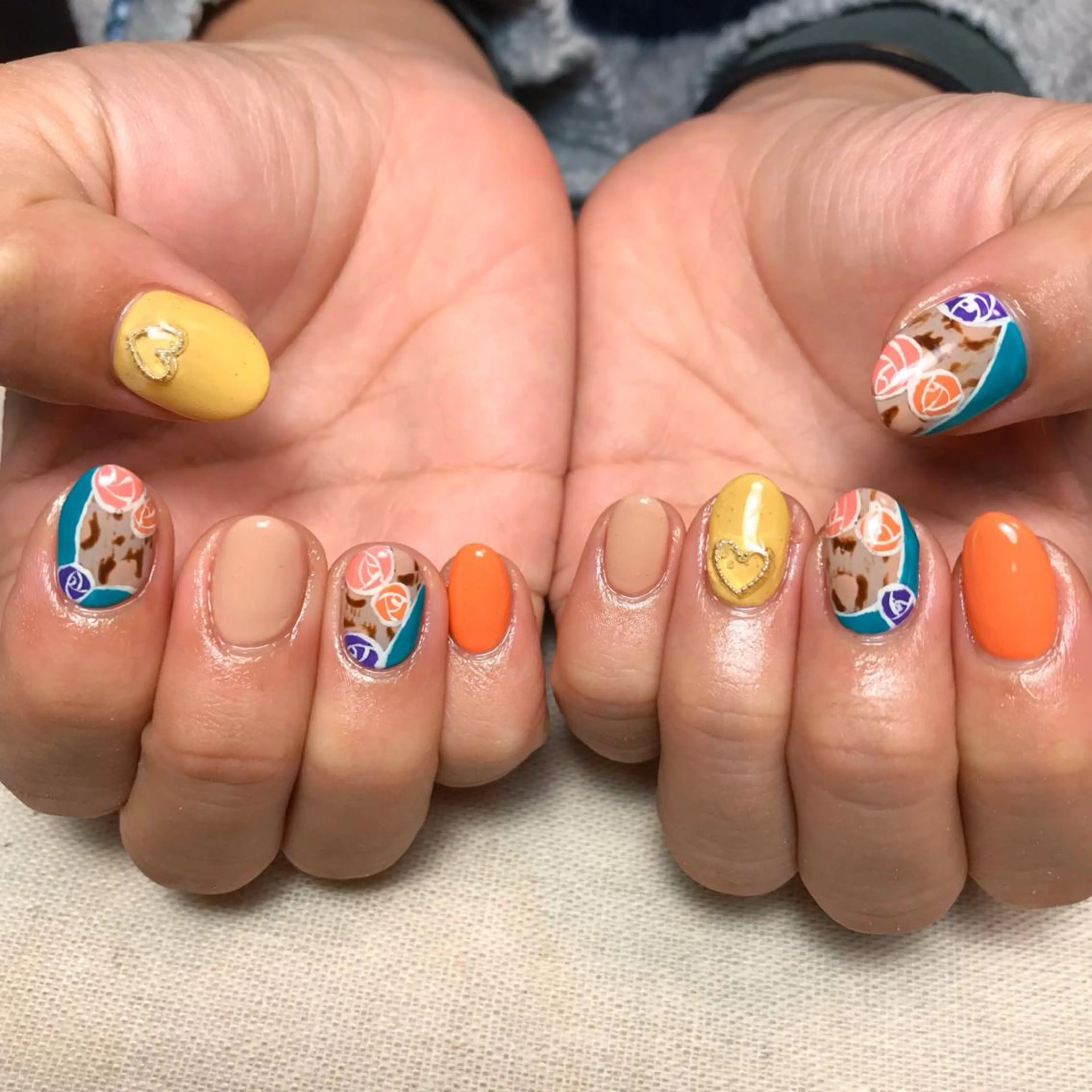 ネイル ハンドネイル 💅 Ai.のネイルデザイン