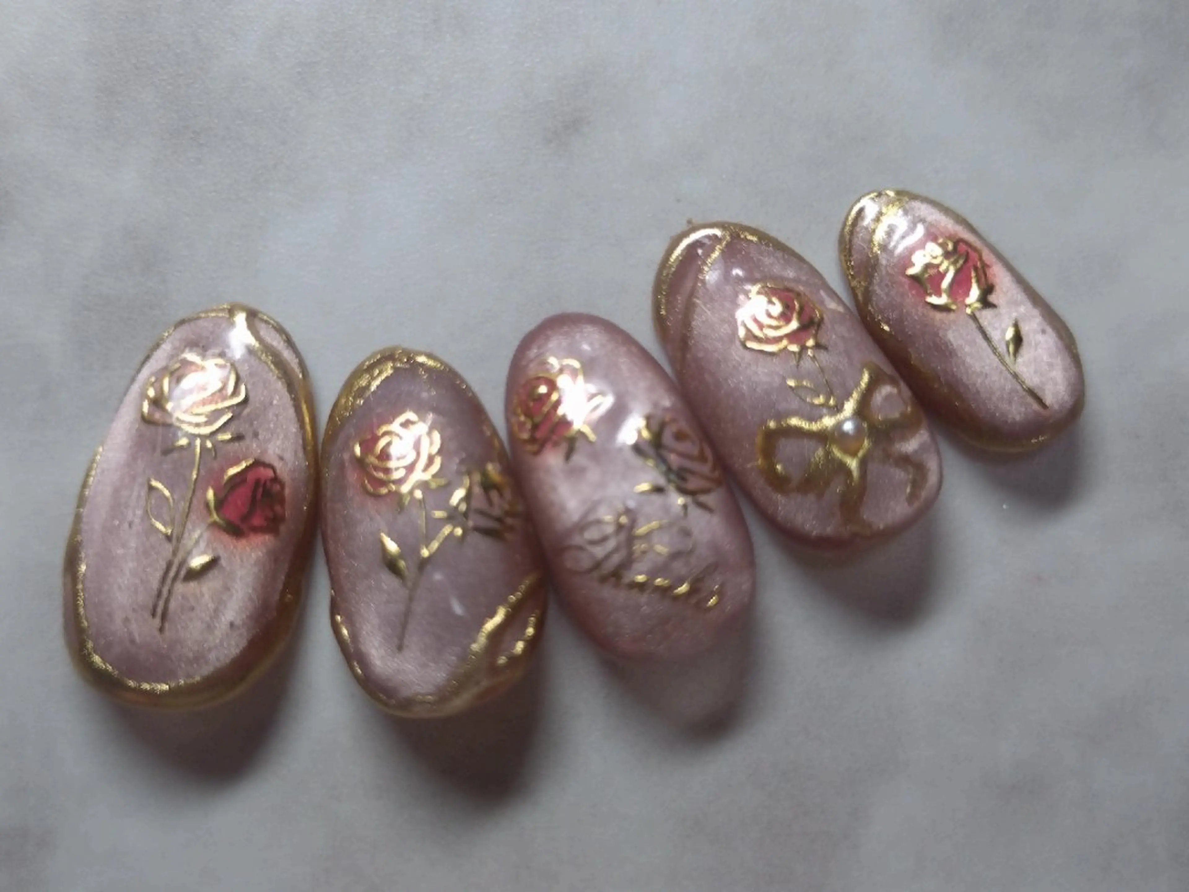 ネイル ラメ(グリッター) リボン ハンドネイル AG nail 〚　yuka　〛のネイルデザイン