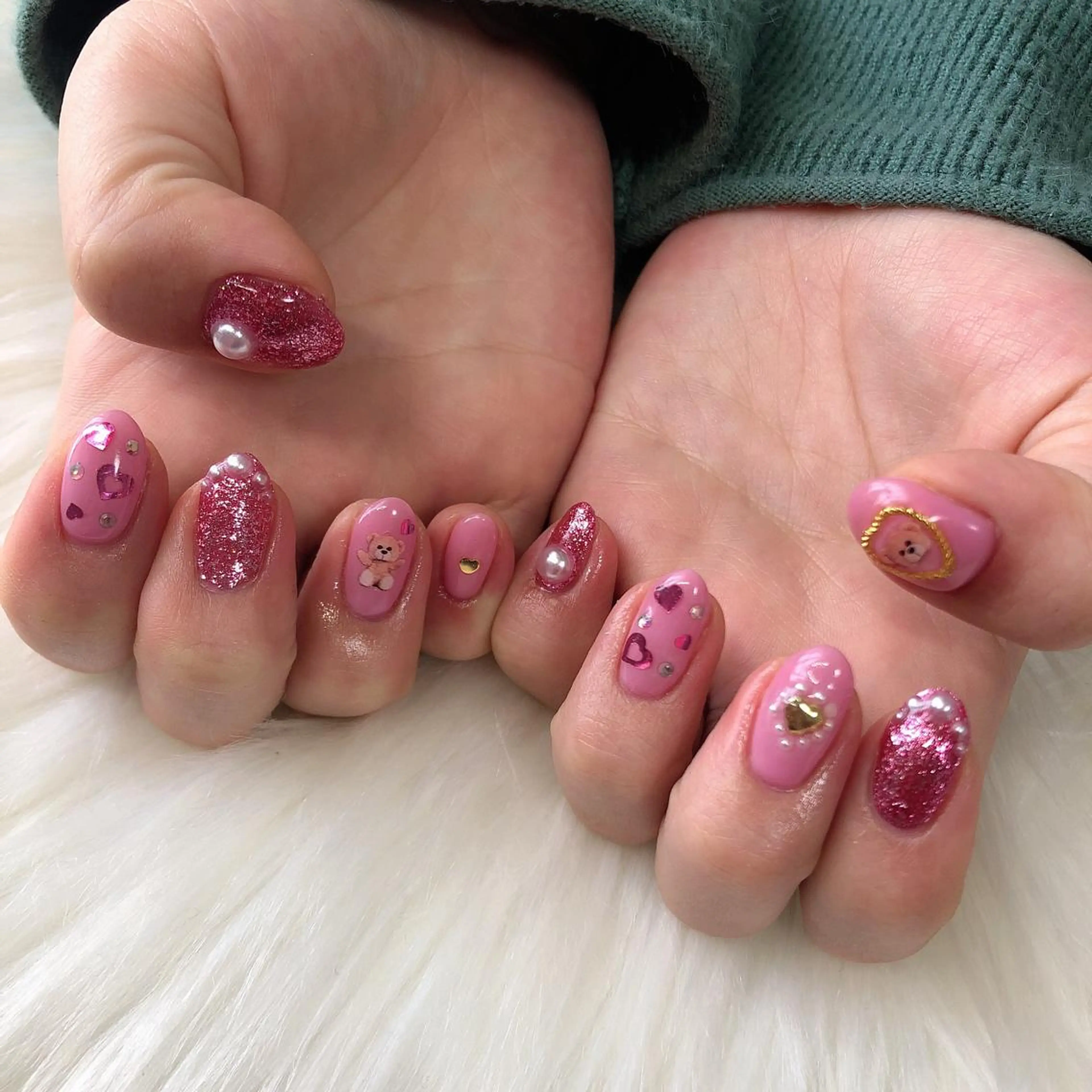 ネイル ハンドネイル 西岡 杏のネイルデザイン