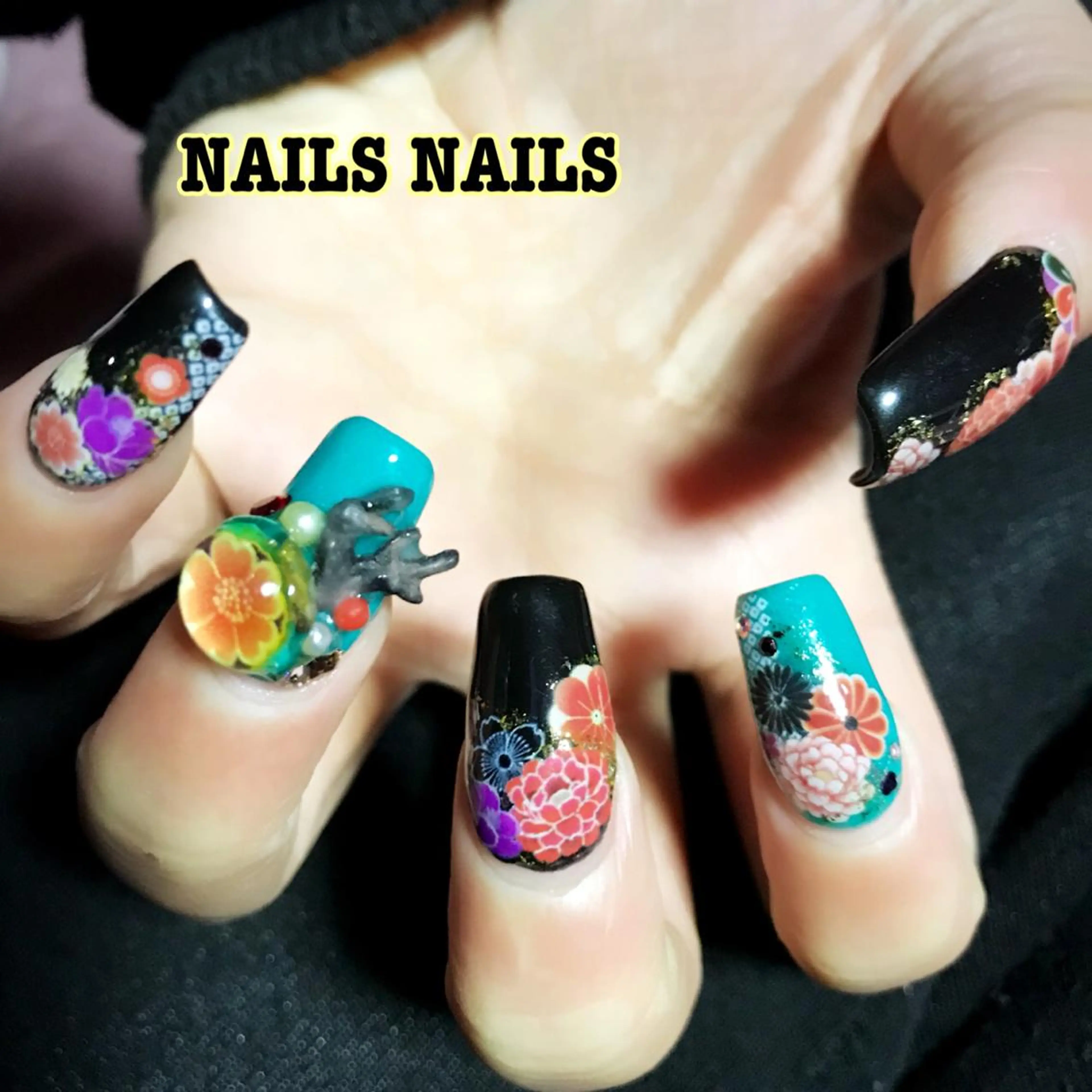 ネイル 成人式 スカルプネイル NAILSNAILS ERIKAのネイルデザイン