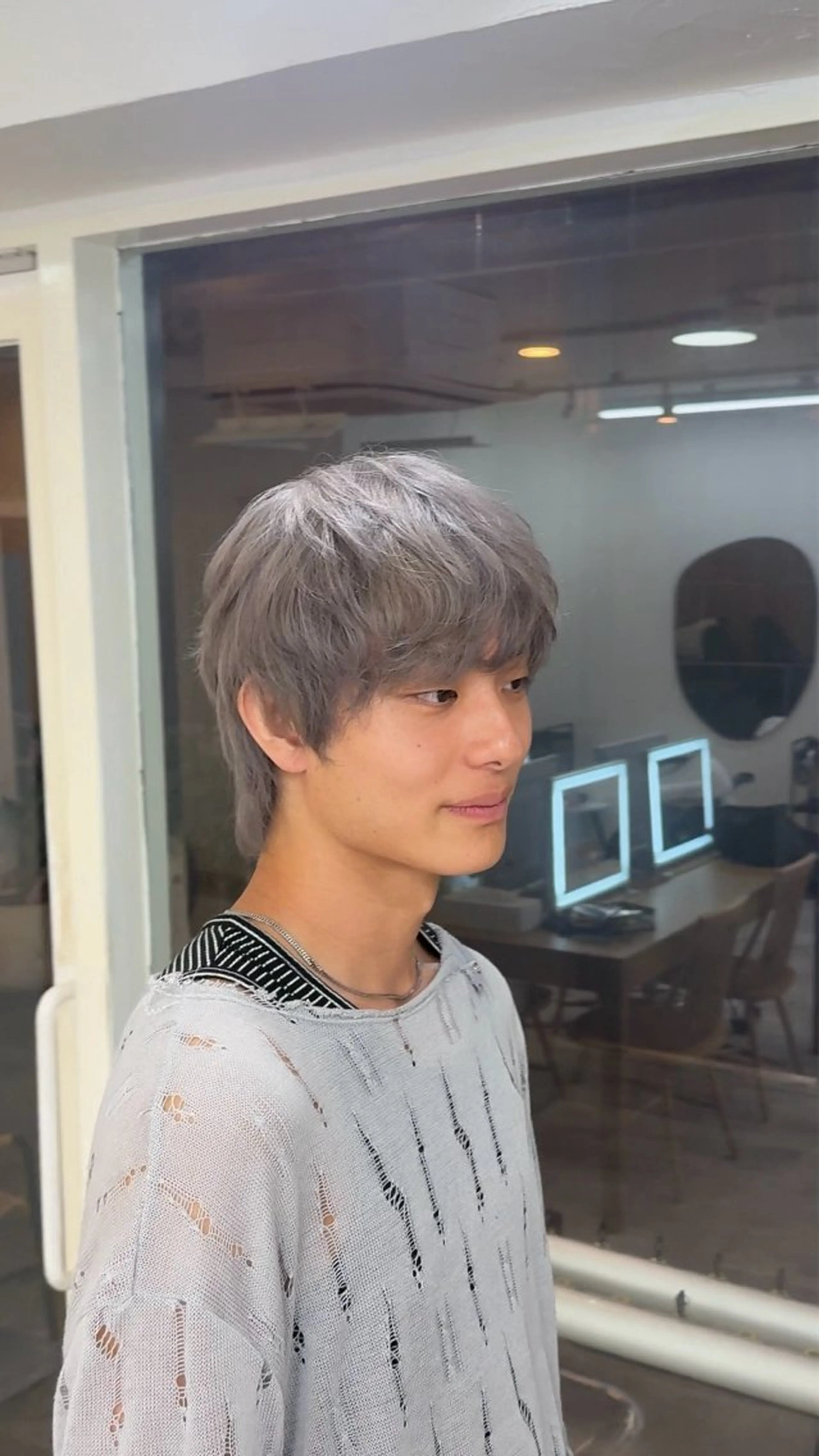 ミディアム カラー シルバー ヘアカラー ブリーチカラー/原宿 /髪質改善/shinのヘアスタイル