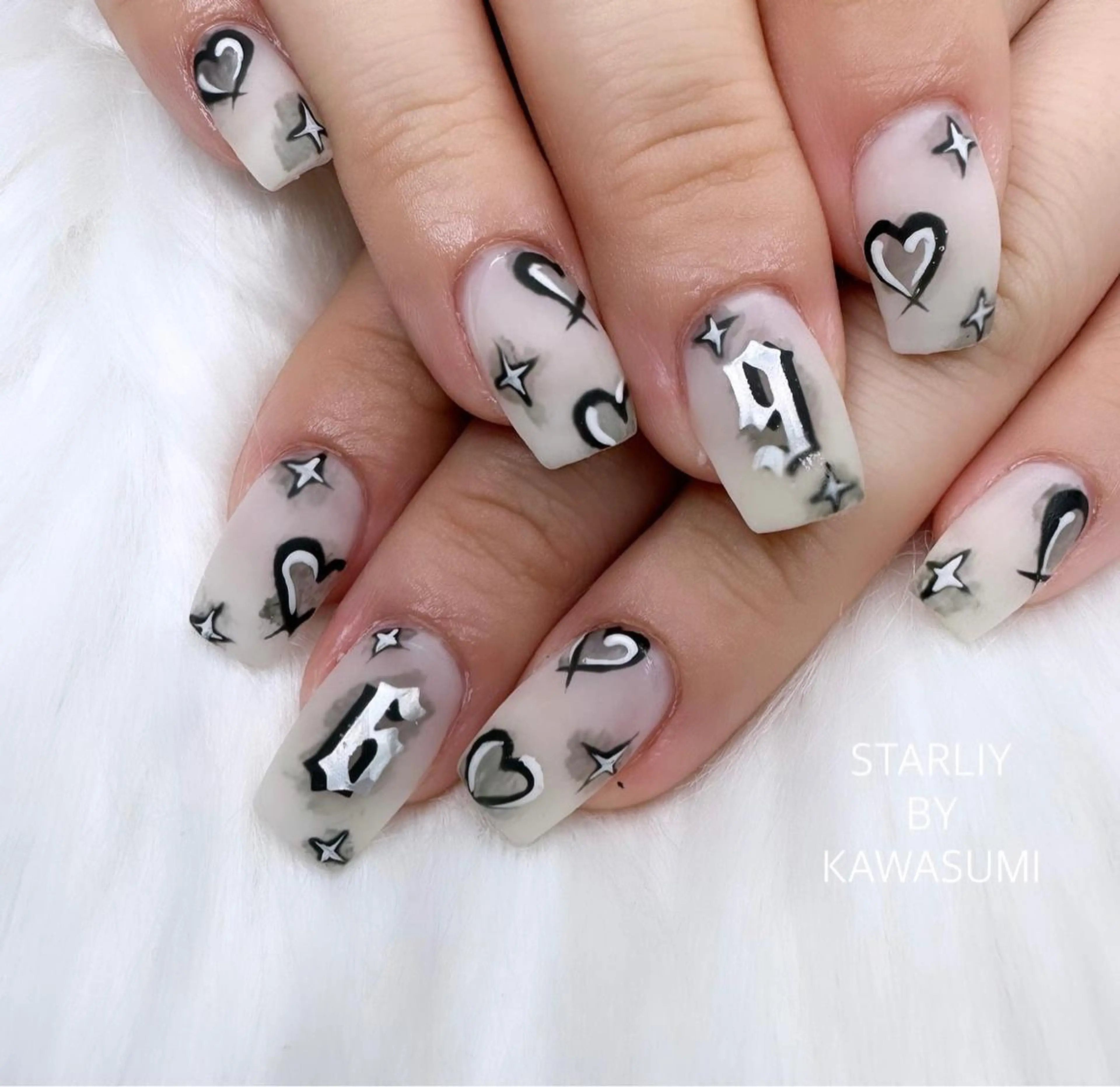 ネイル Starliy所属・~Starliy~ 三重県津市のネイルデザイン