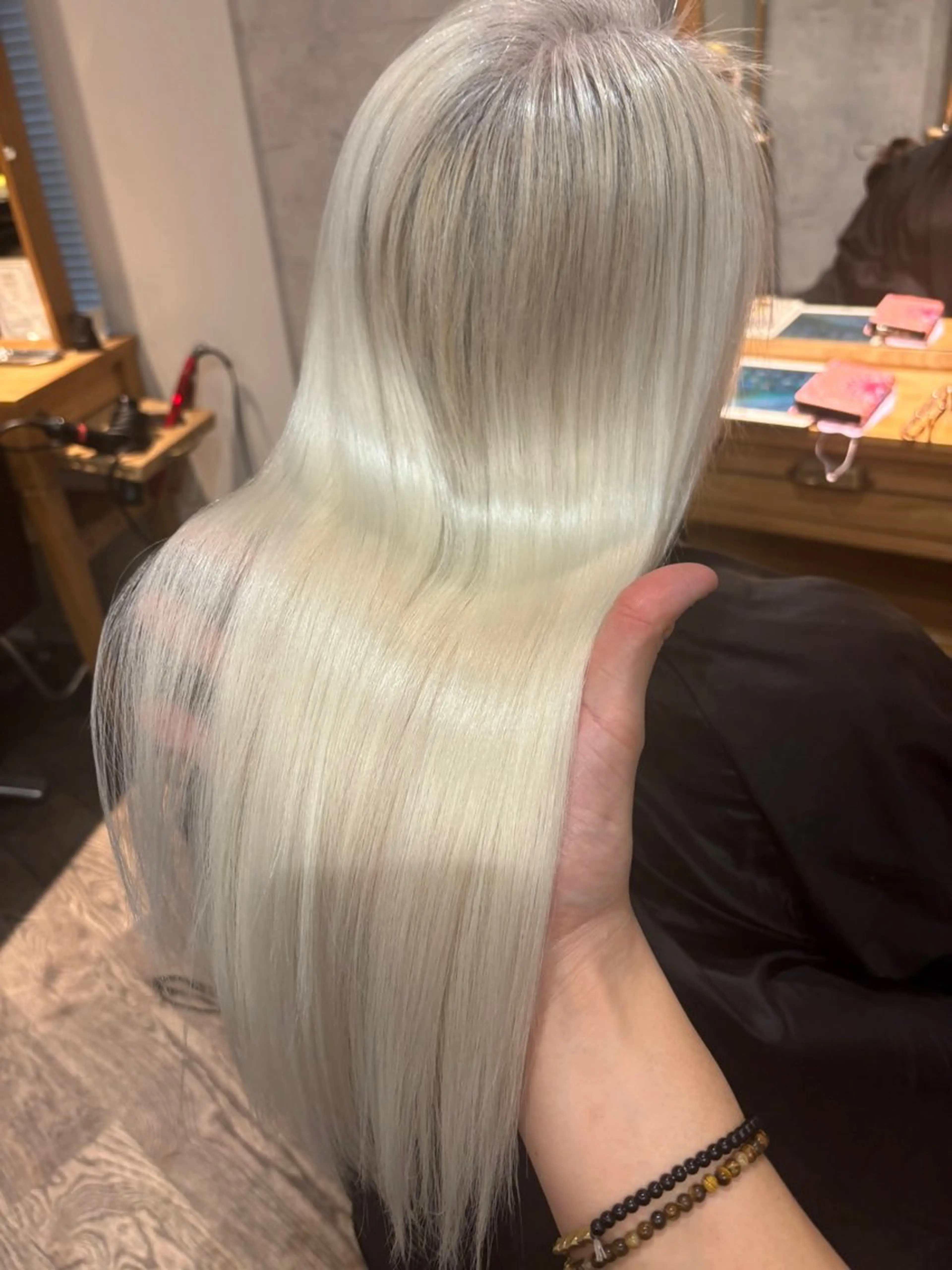 ロング カラー ヘアアレンジ ヘアカラー トリートメント ヘアセット Aloa横浜所属・トップスタイリスト Shoyaのヘアスタイル