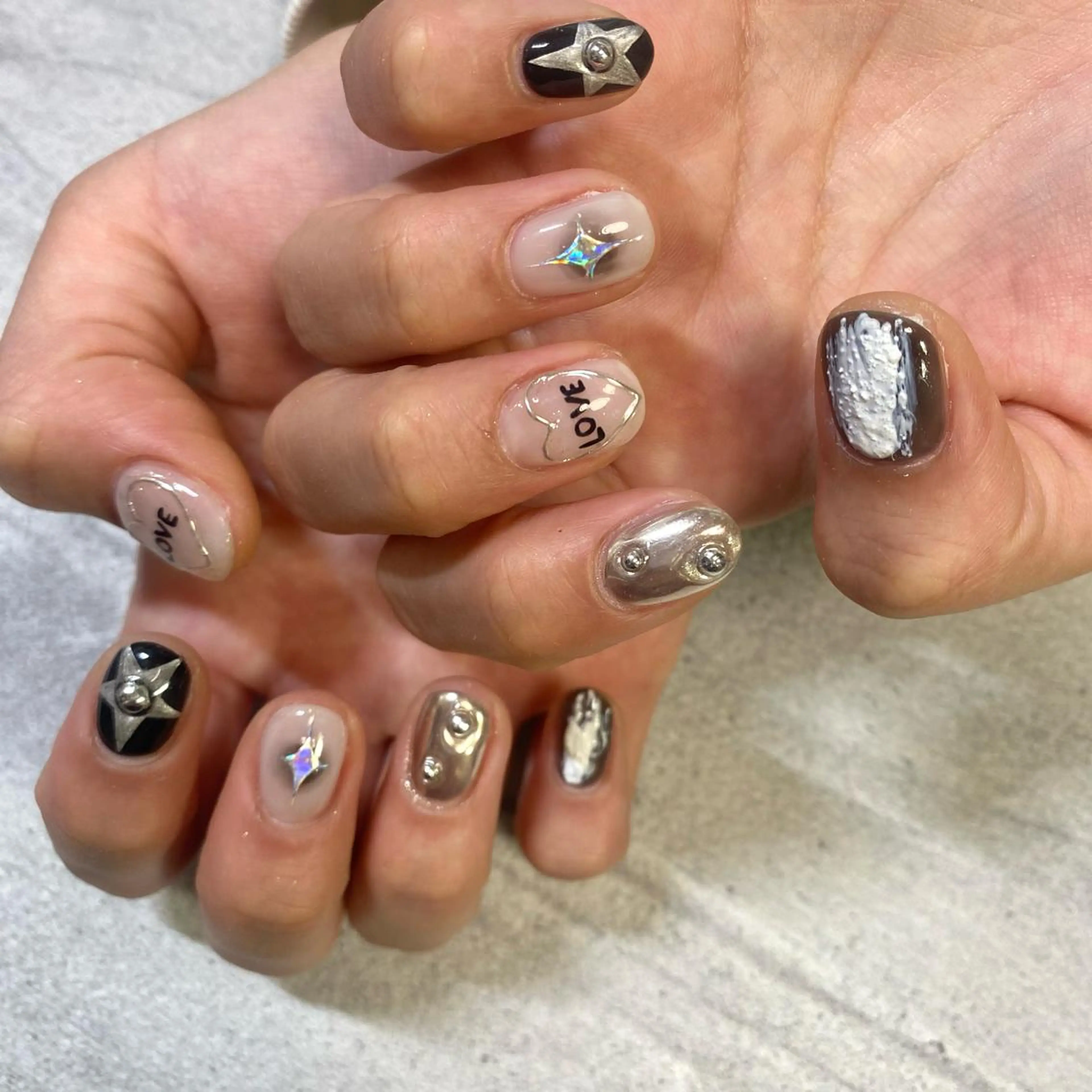 ショート カラー パーマ ヘアアレンジ メンズ キッズ ネイル マツエク・マツパ アイブロウ 今福鶴見ネイル 8(ｴｲﾄ)のネイルデザイン