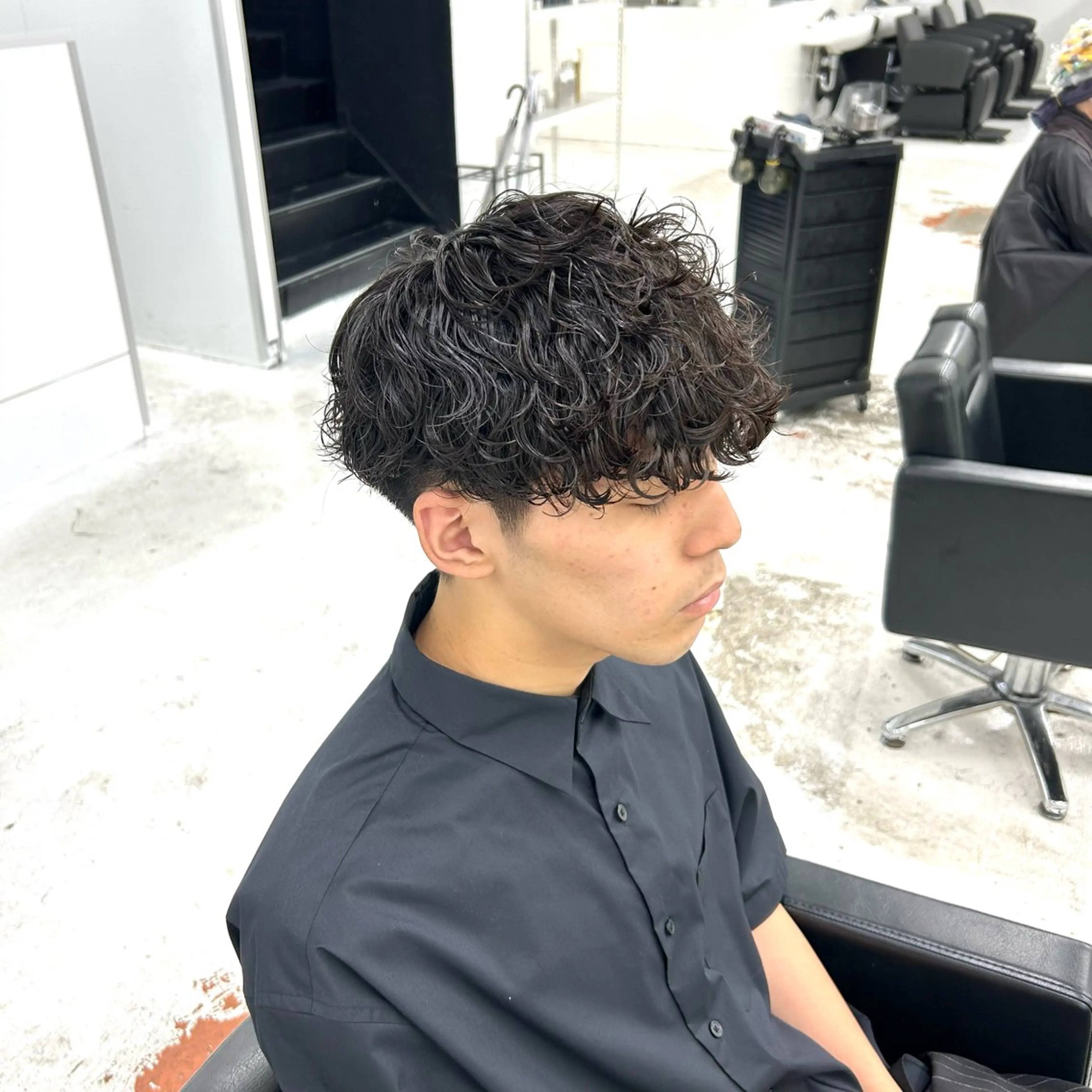ショート パーマ メンズ メンズパーマ 波巻きパーマ スパイラルパーマ 【メンズパーマ特化】 🍏網中勇喜のヘアスタイル