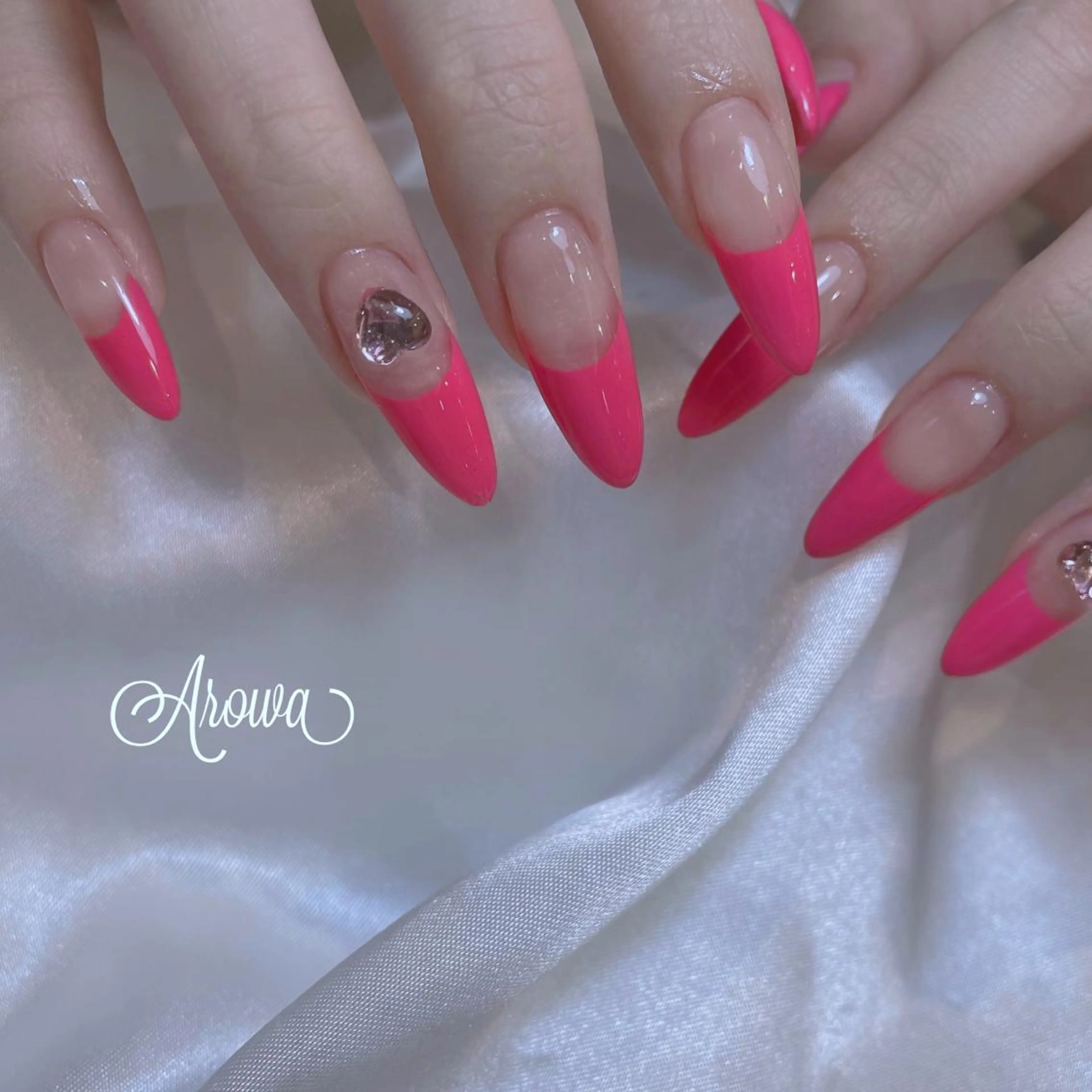 ネイル フレンチネイル Arowa 伊田のネイルデザイン