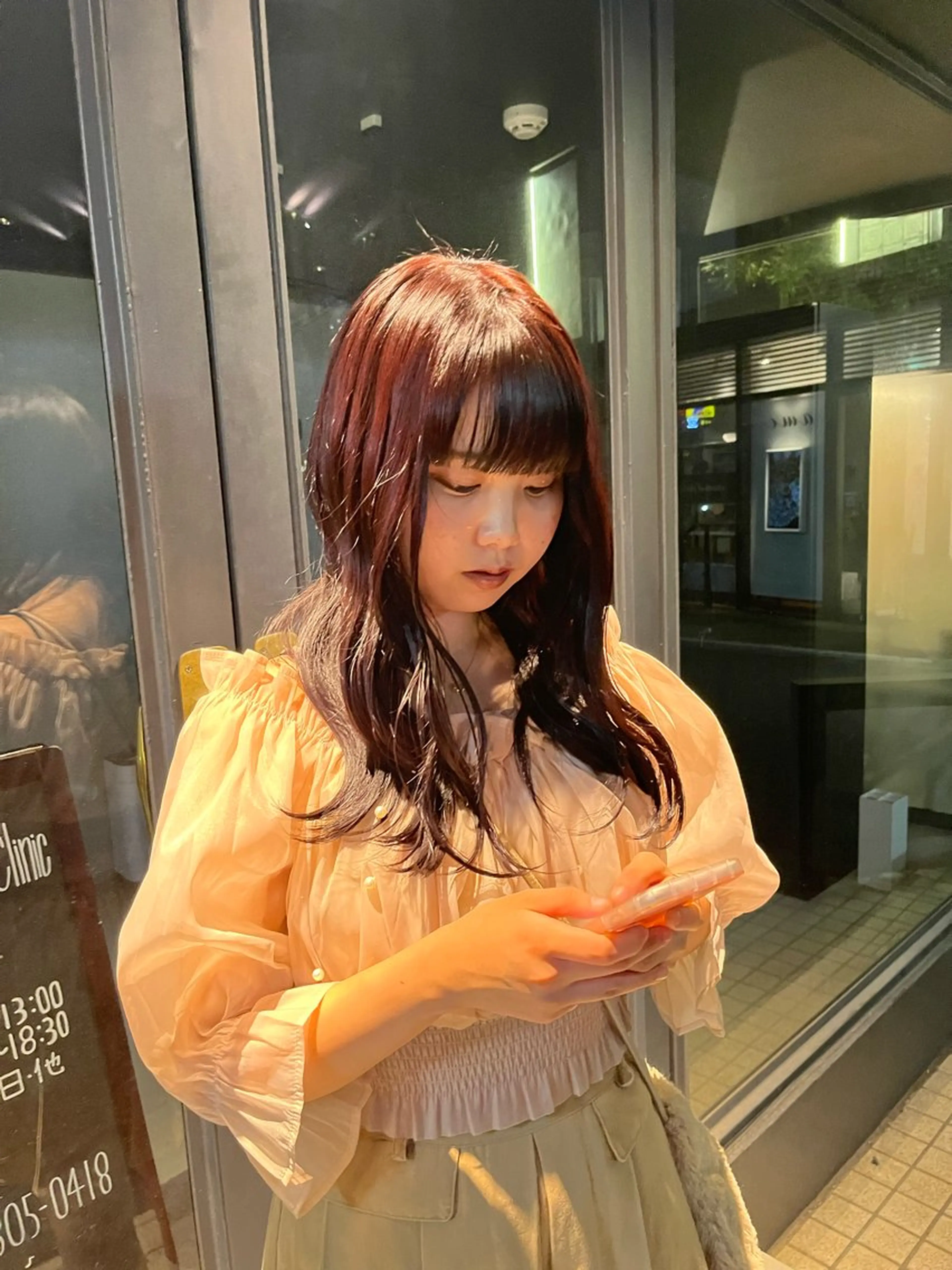 セミロング カラー ブラウンカラー ピンクカラー ピンクブラウン レイヤー/ベージュ mikuのヘアスタイル