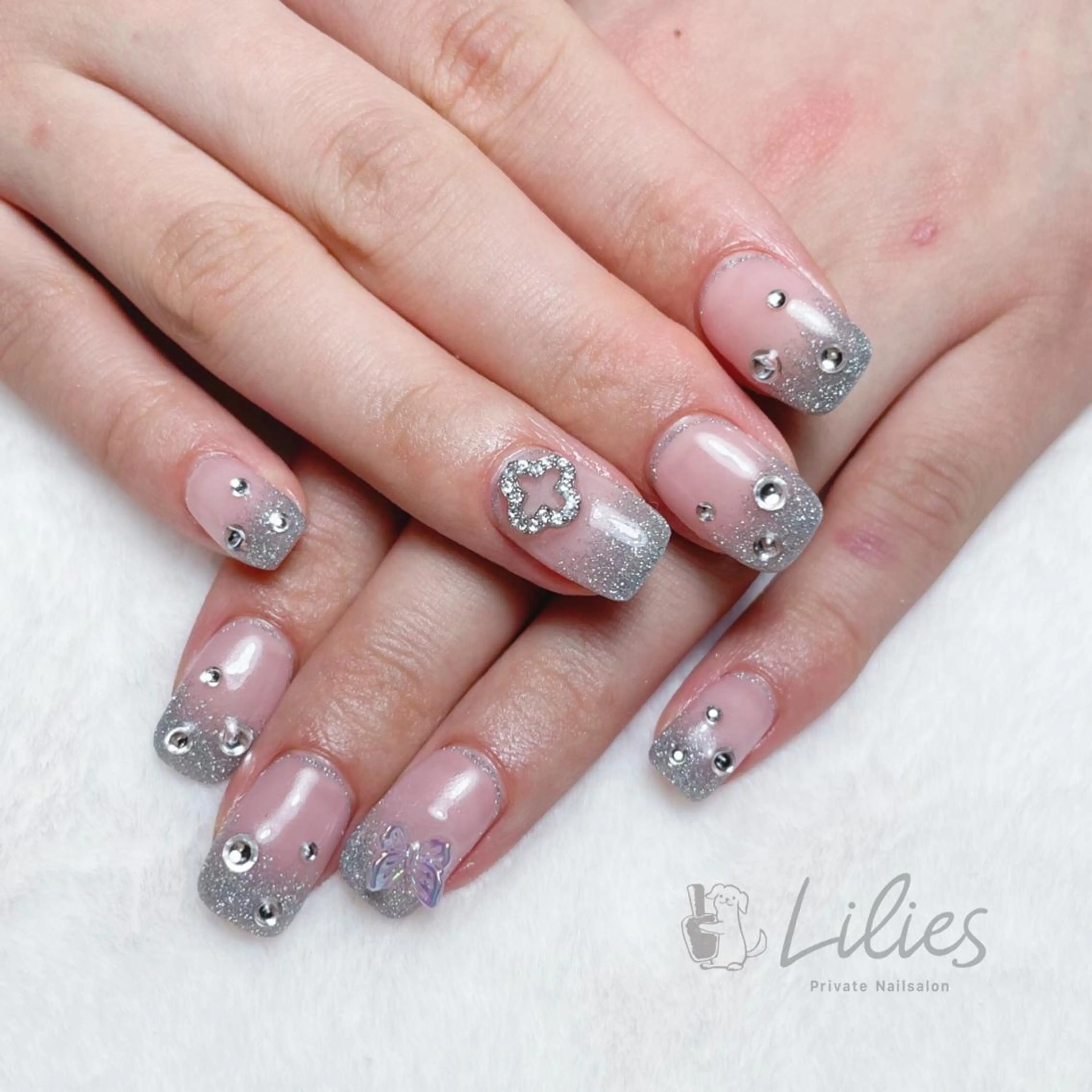 ネイル Private Nailsalon Lilies所属・Nailsalon Lilies♡のネイルデザイン