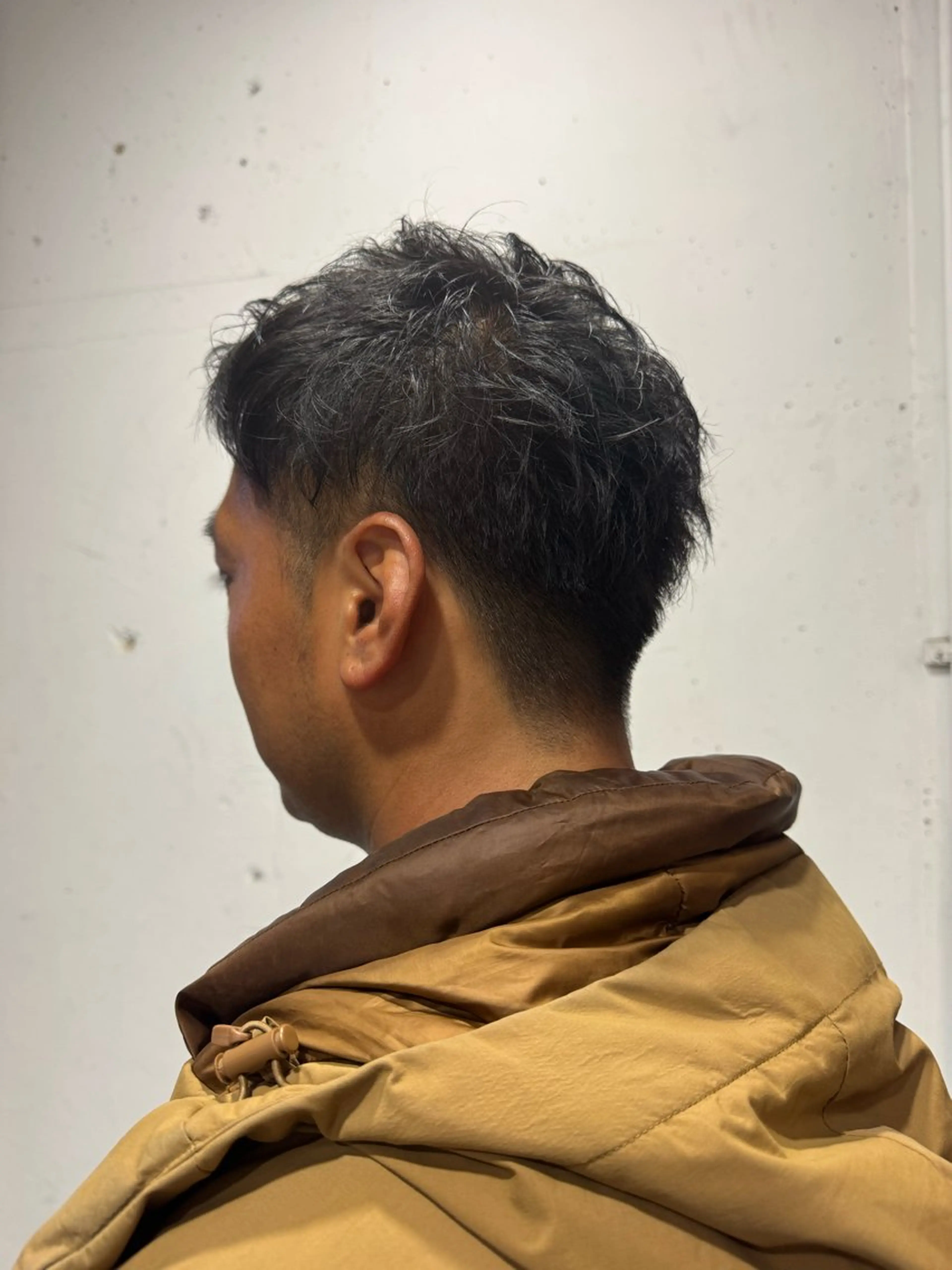 メンズ くすみ あやなのヘアスタイル