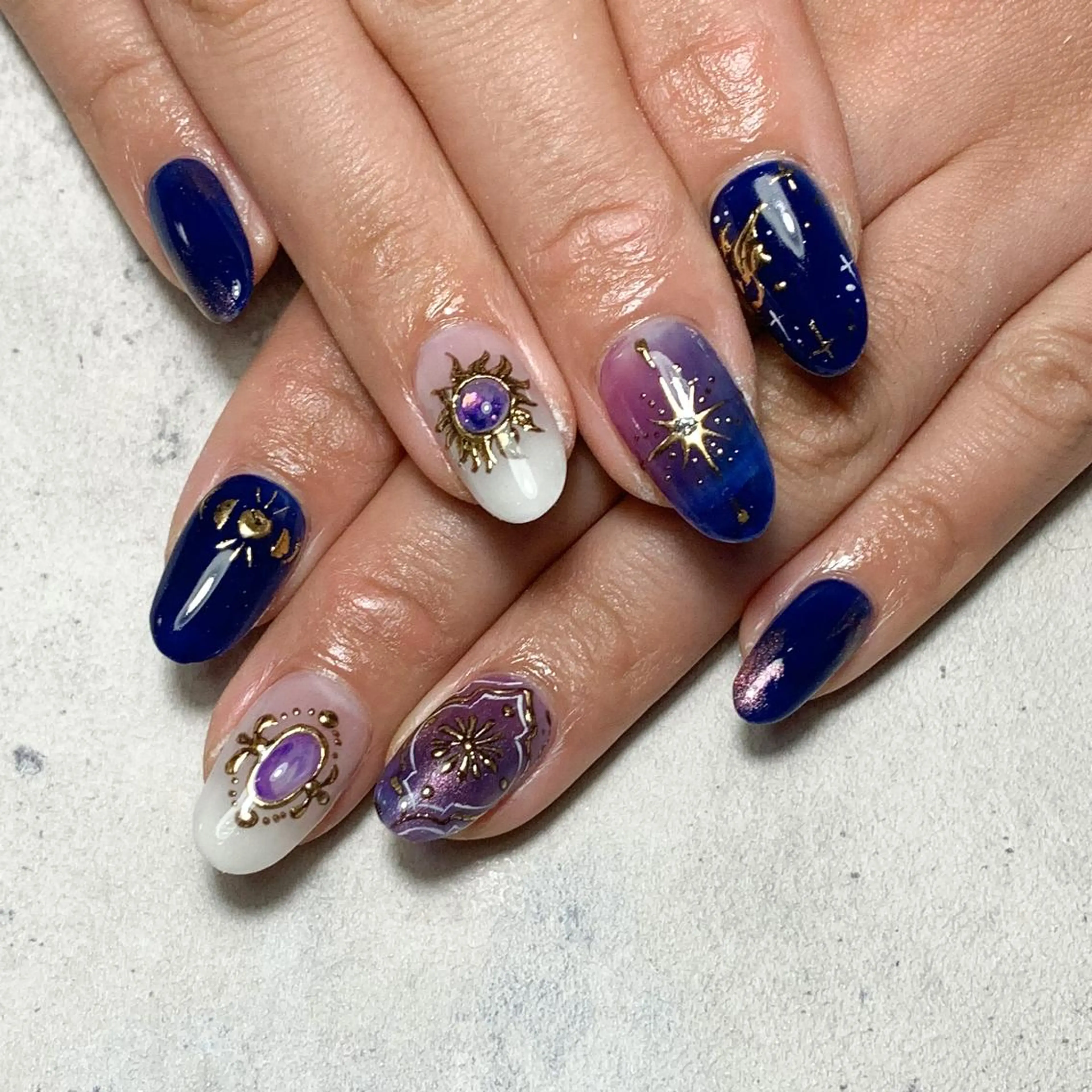 ネイル ハンドネイル atelier FIORITURA所属・FIORITURA aiのネイルデザイン