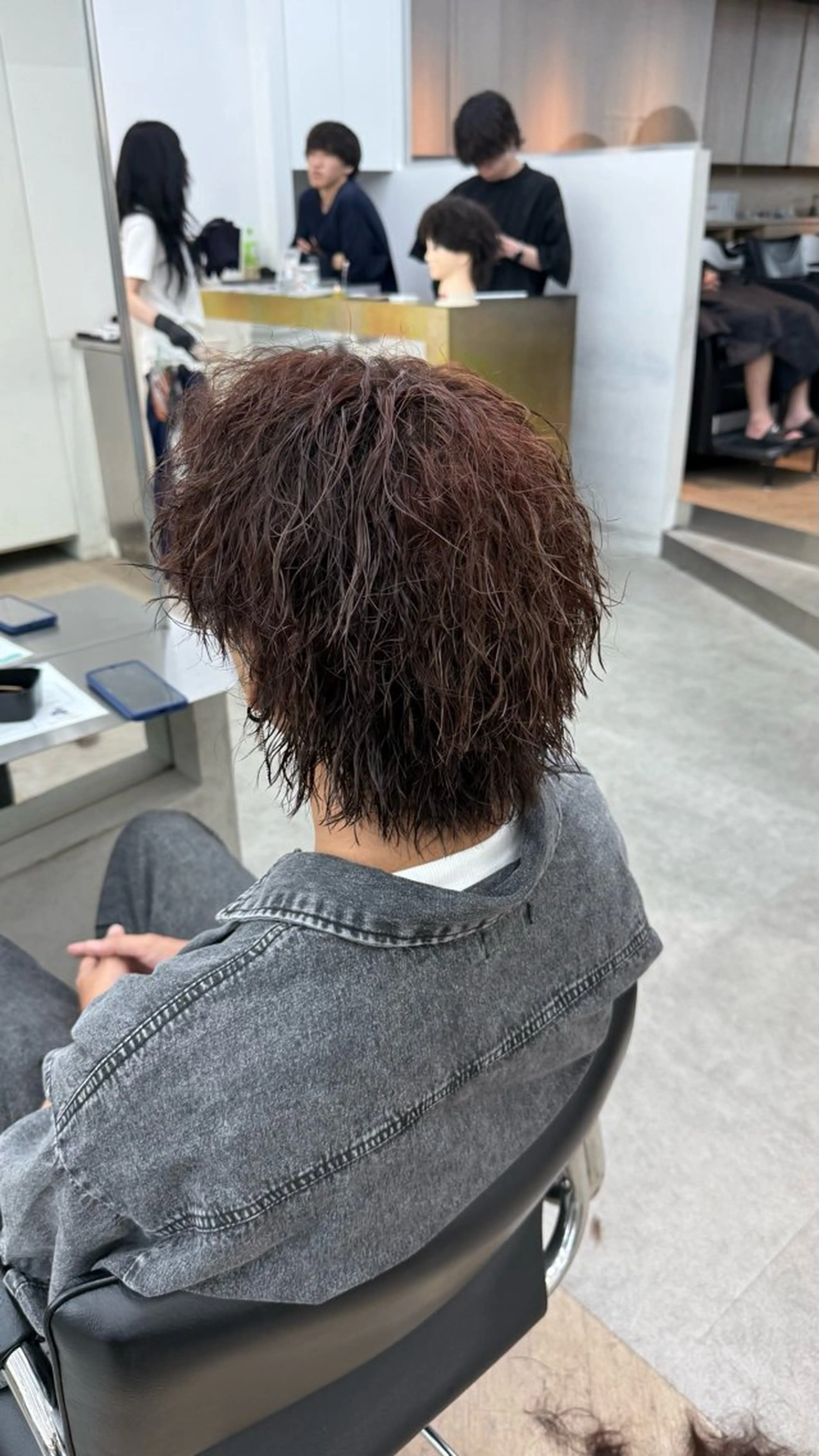 ショート カラー パーマ メンズ キッズ メンズパーマ メンズツイストパーマ ツイストパーマ 栄💗メンズパーマ｜ ハイトーン｜haruのヘアスタイル