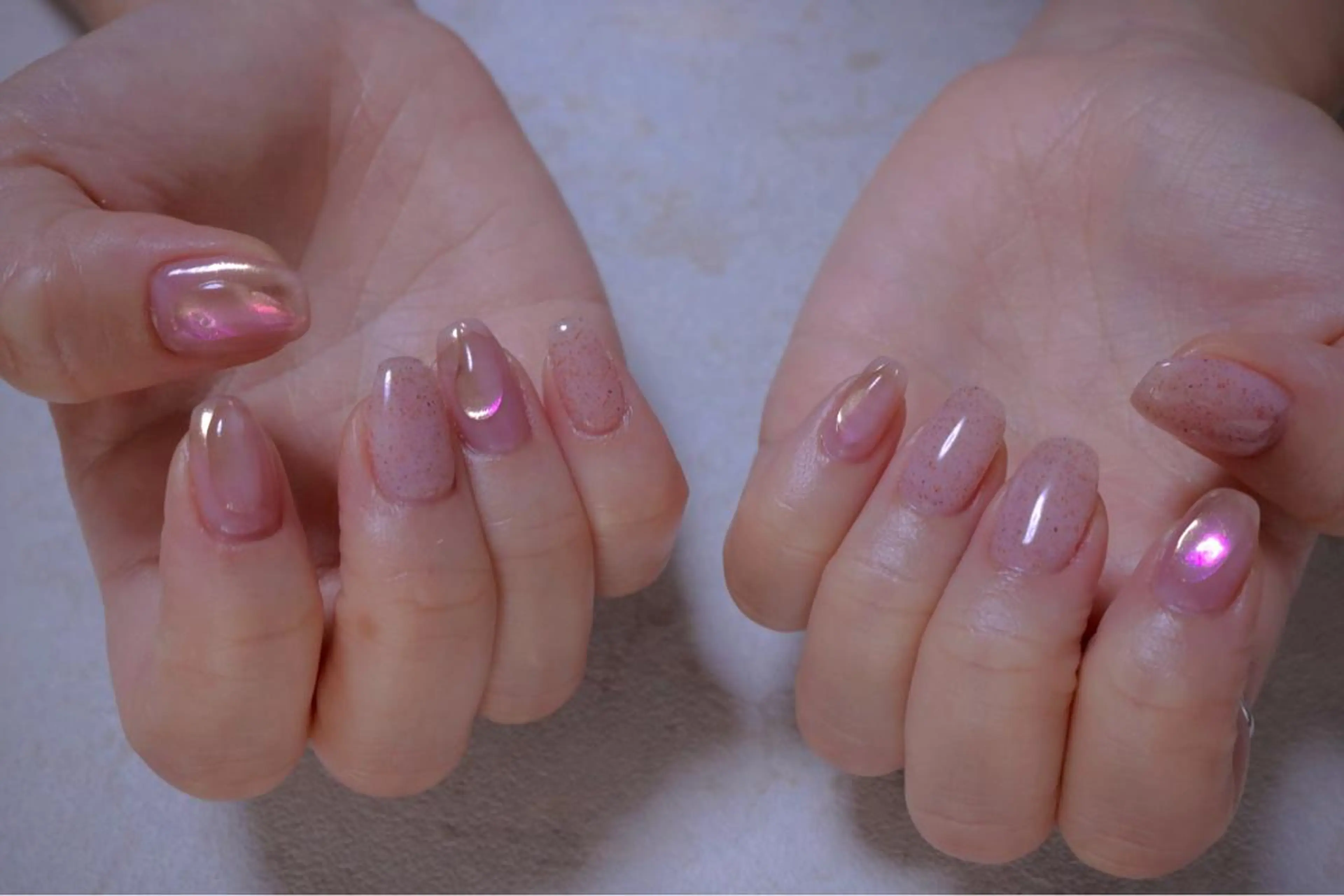 ネイル オーロラネイル カジュアル フラッシュネイル ジェルネイル ラメ(グリッター) MH Nailのネイルデザイン