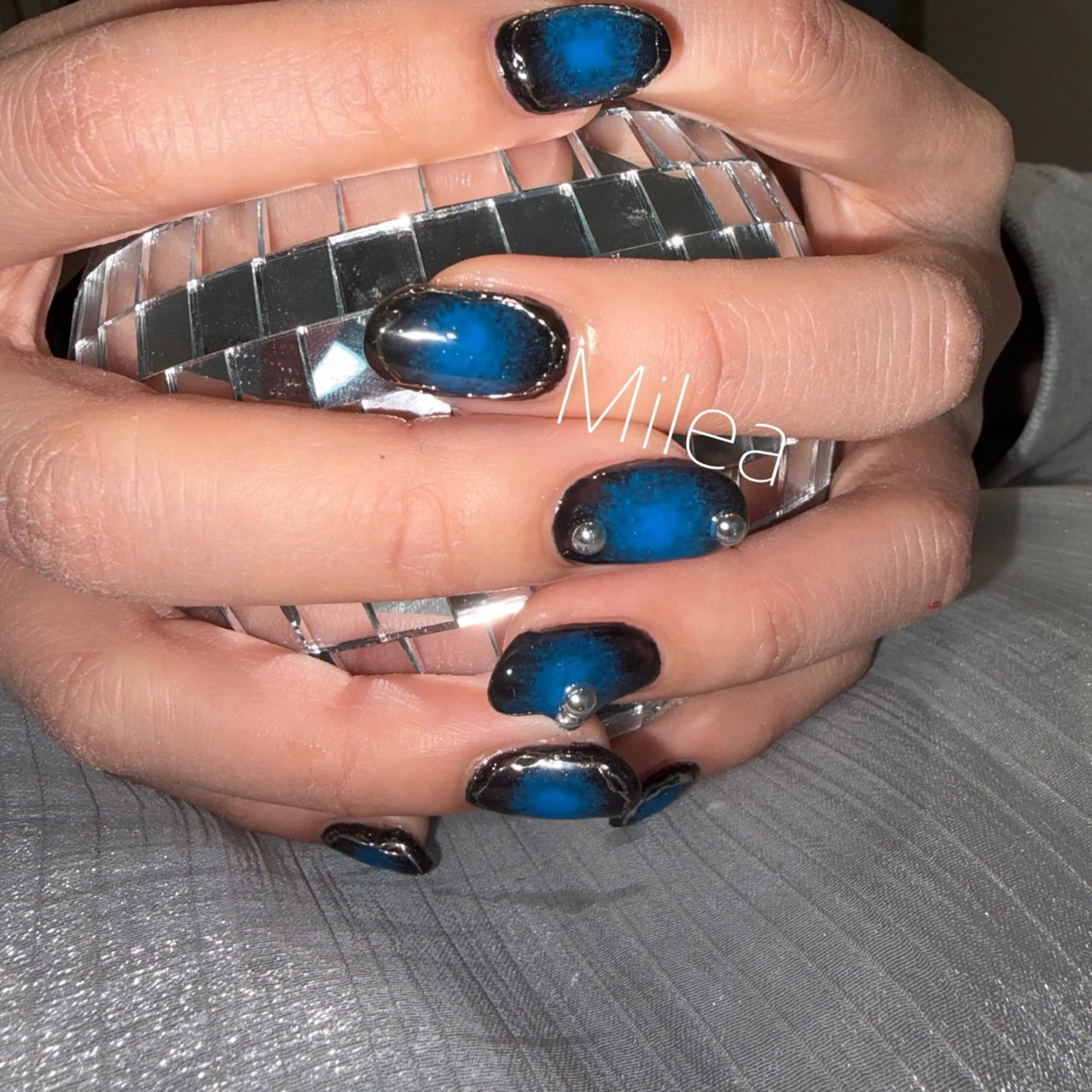 ネイル ハンドネイル Milea(ミレア)所属・Milea🩵 Sayaka🪩のネイルデザイン