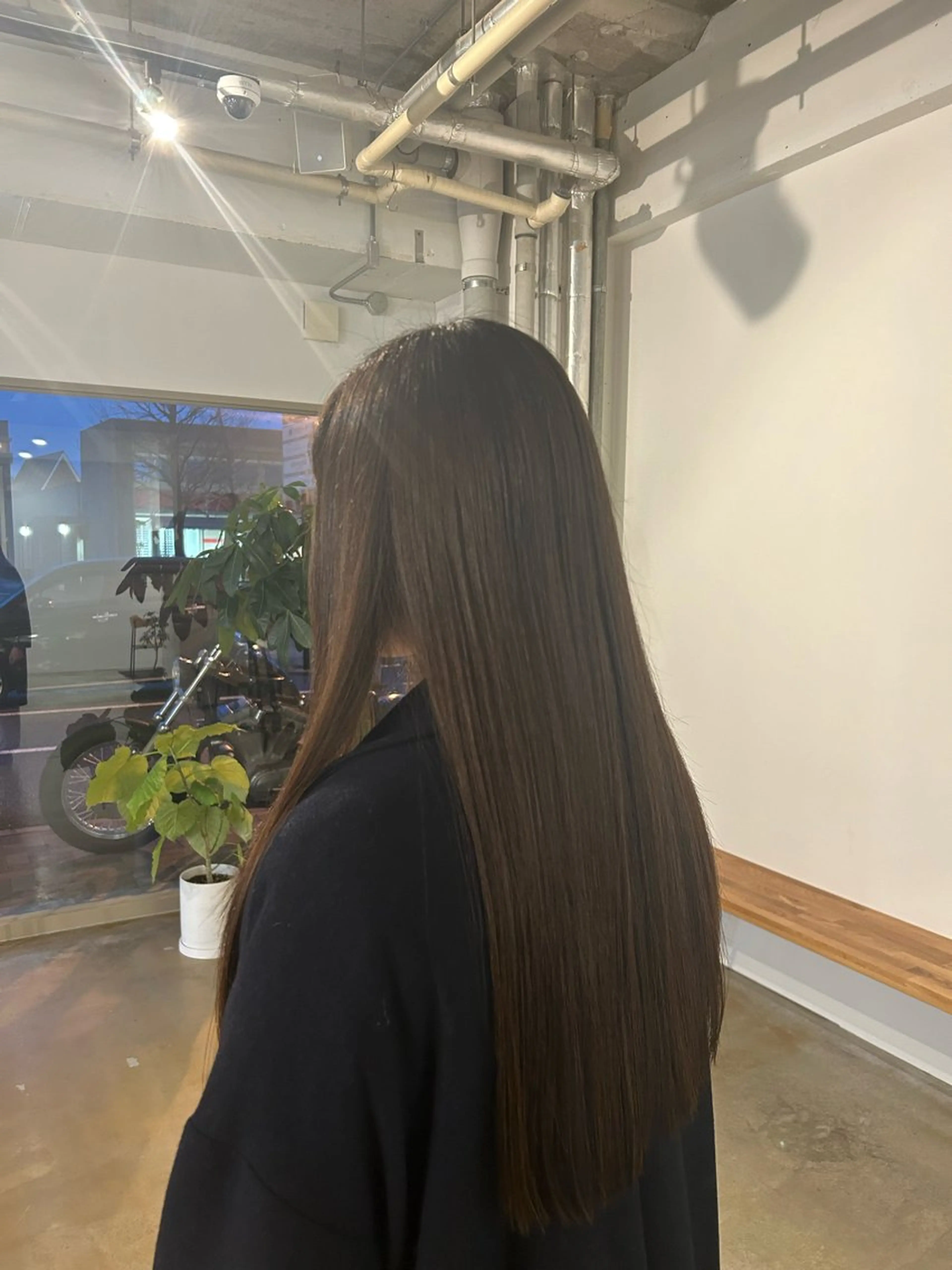 ロング 小柳津 友菜のヘアスタイル