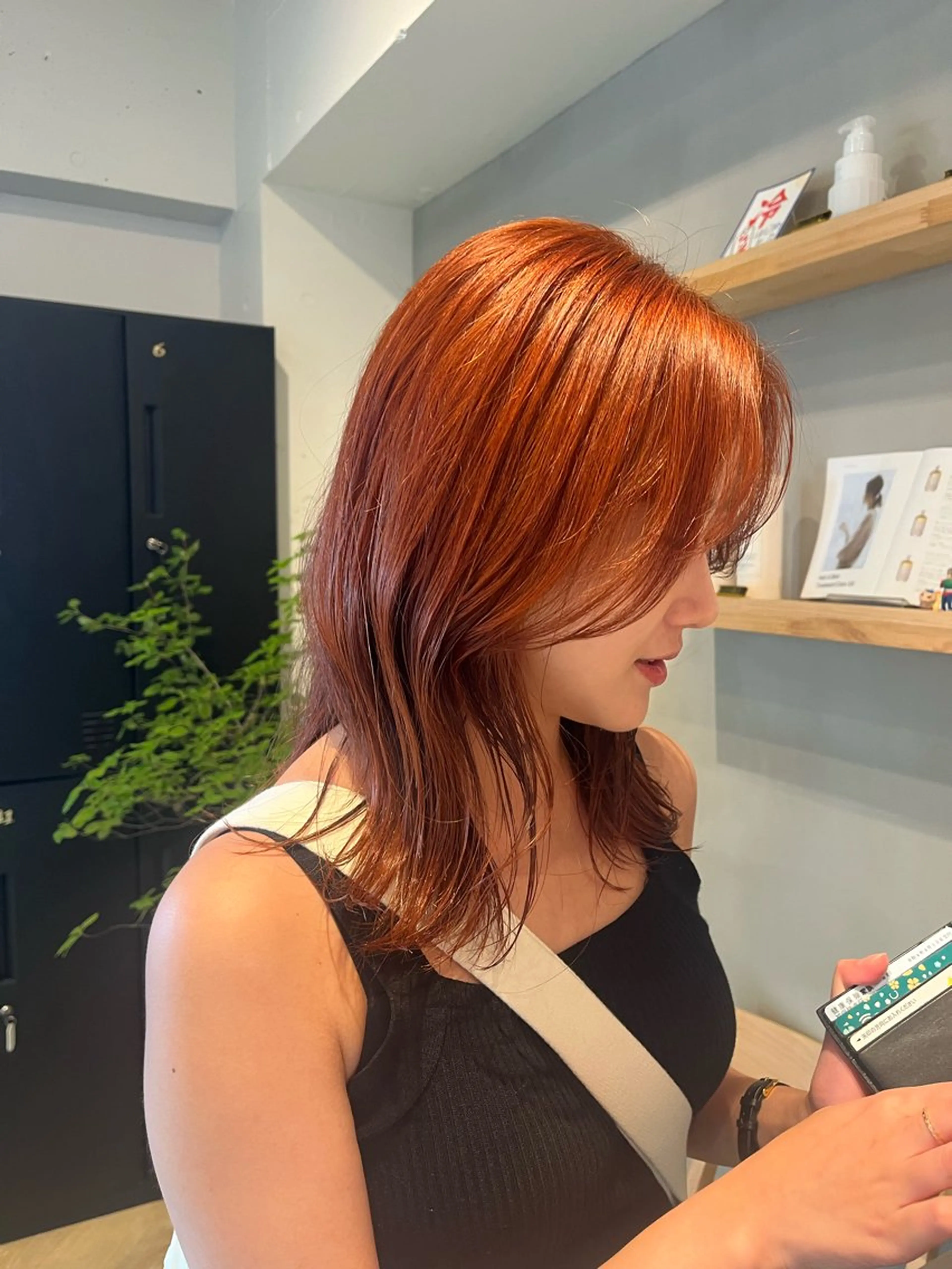 ミディアム カラー タカノ ノゾミのヘアスタイル