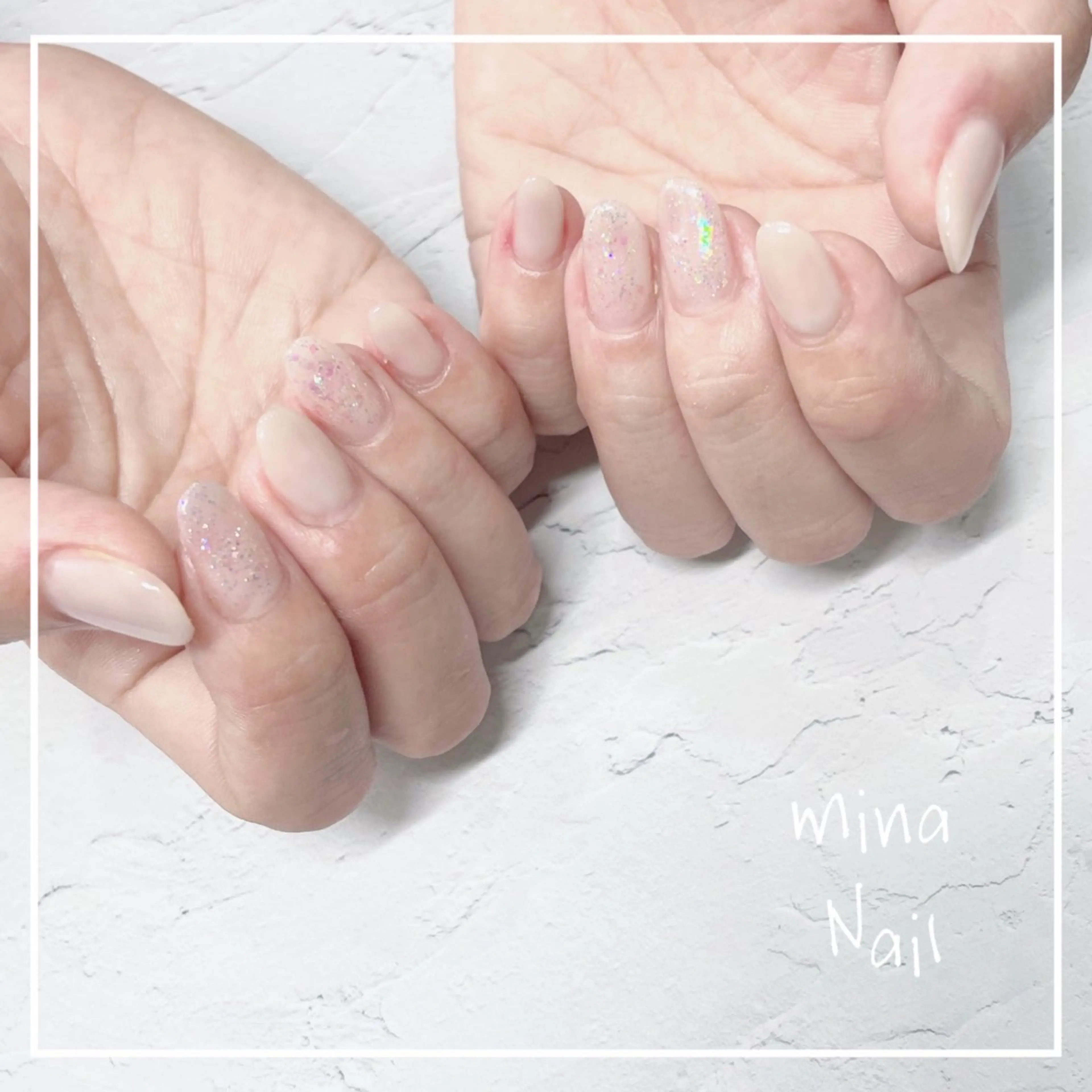 ネイル ホログラムネイル キラキラネイル ホワイト mina Nailのネイルデザイン