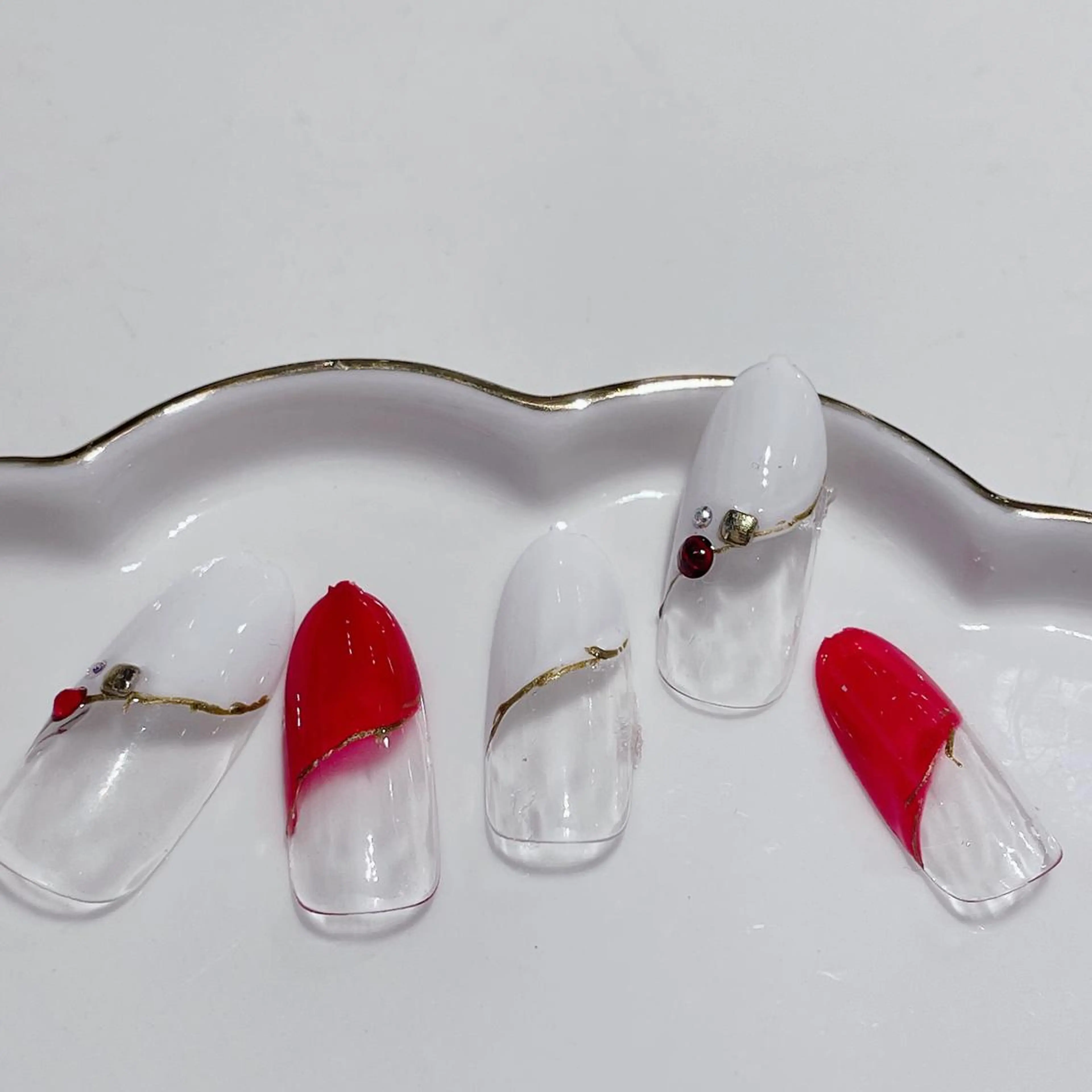 ネイル 練馬駅近ネイルラニ 不細工爪90分で美爪のネイルデザイン