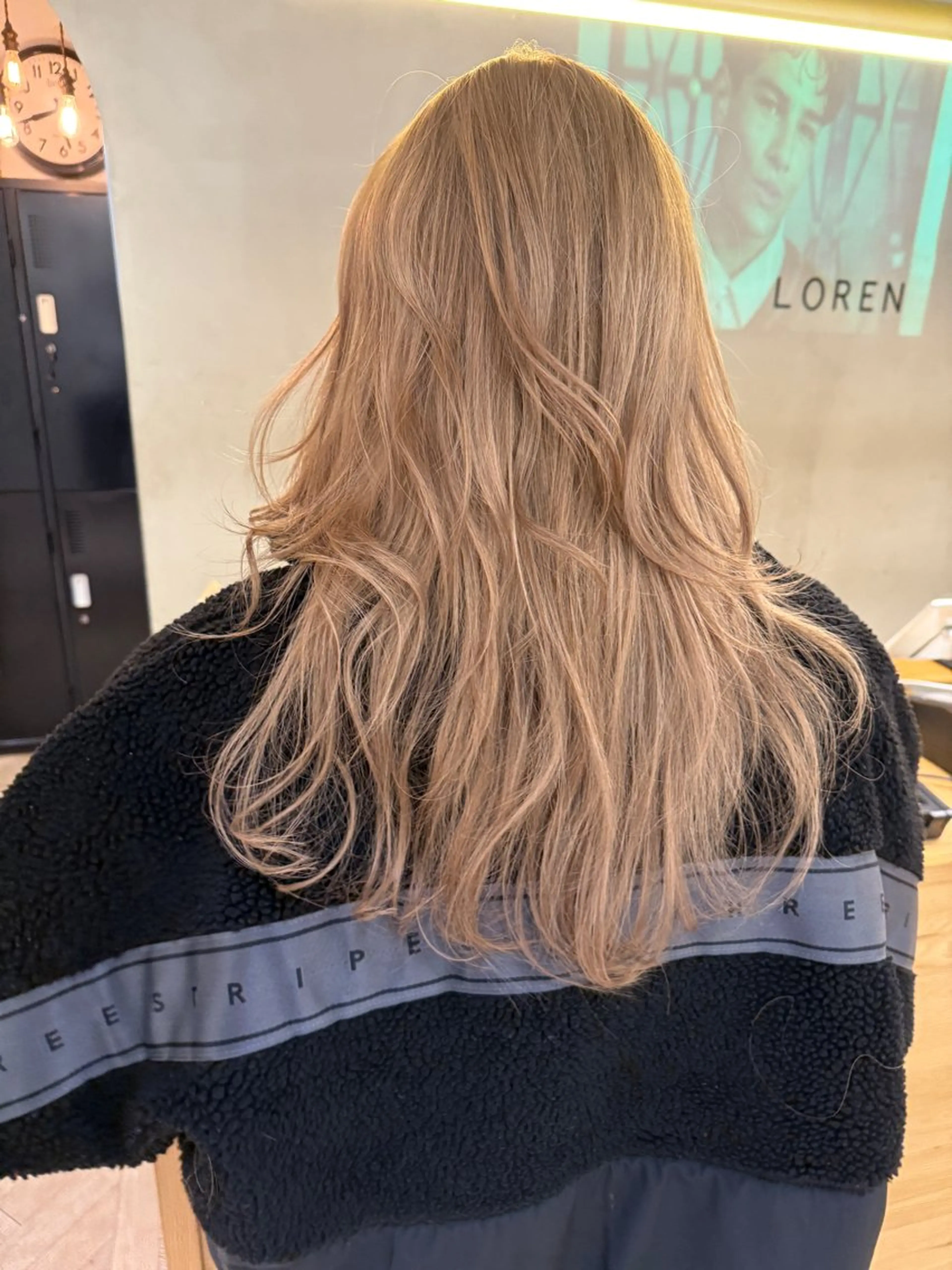 ロング 透明感🎀LOREN エリコ🌈のヘアスタイル