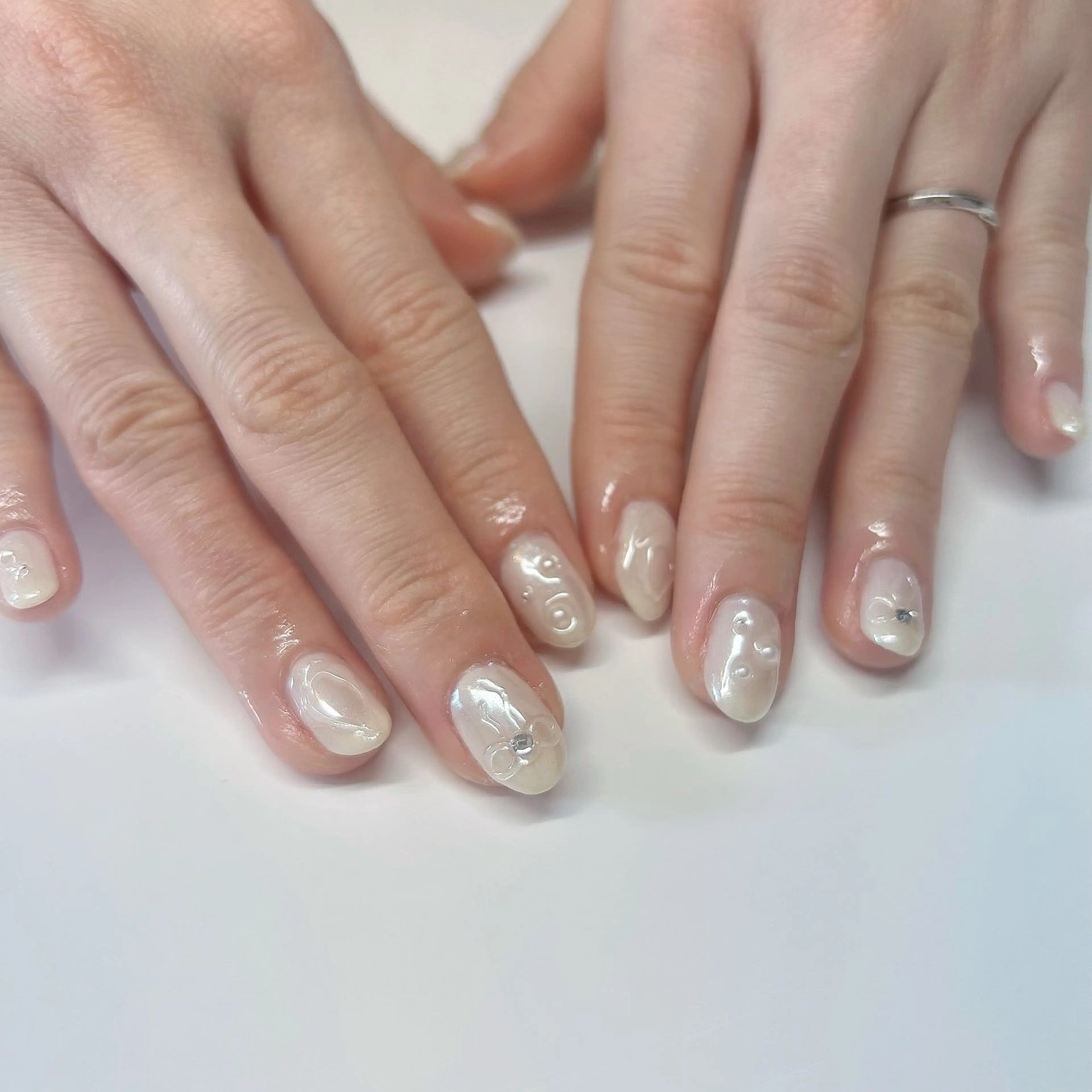 ネイル ブライダルネイル ハンドネイル Teddy🧸Nail Eyebrow SALON所属・Teddy🧸 _MIZUKIのマツエク・マツパデザイン