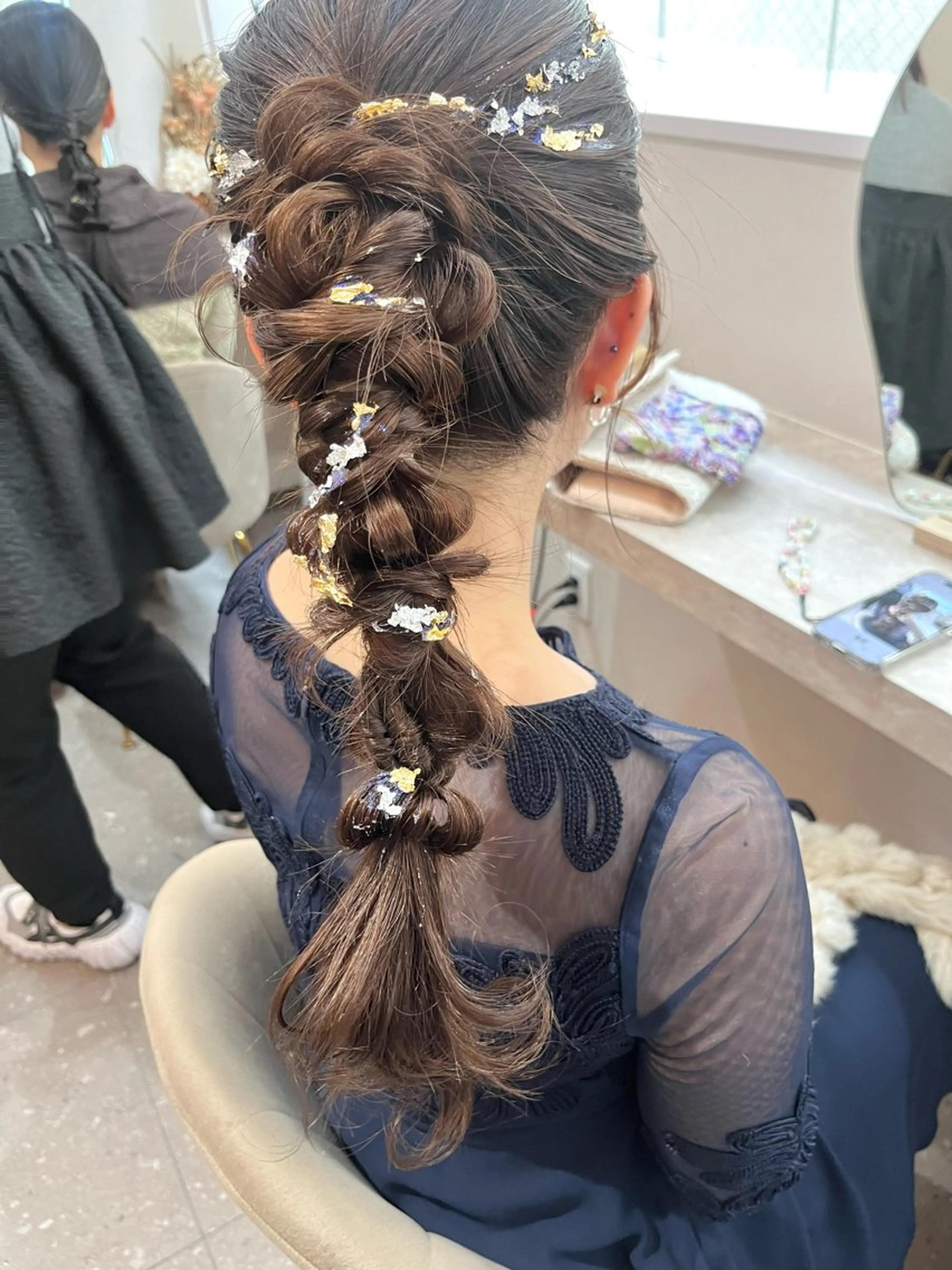 ロング ヘアアレンジ ヘアセット Mila Akariのヘアスタイル