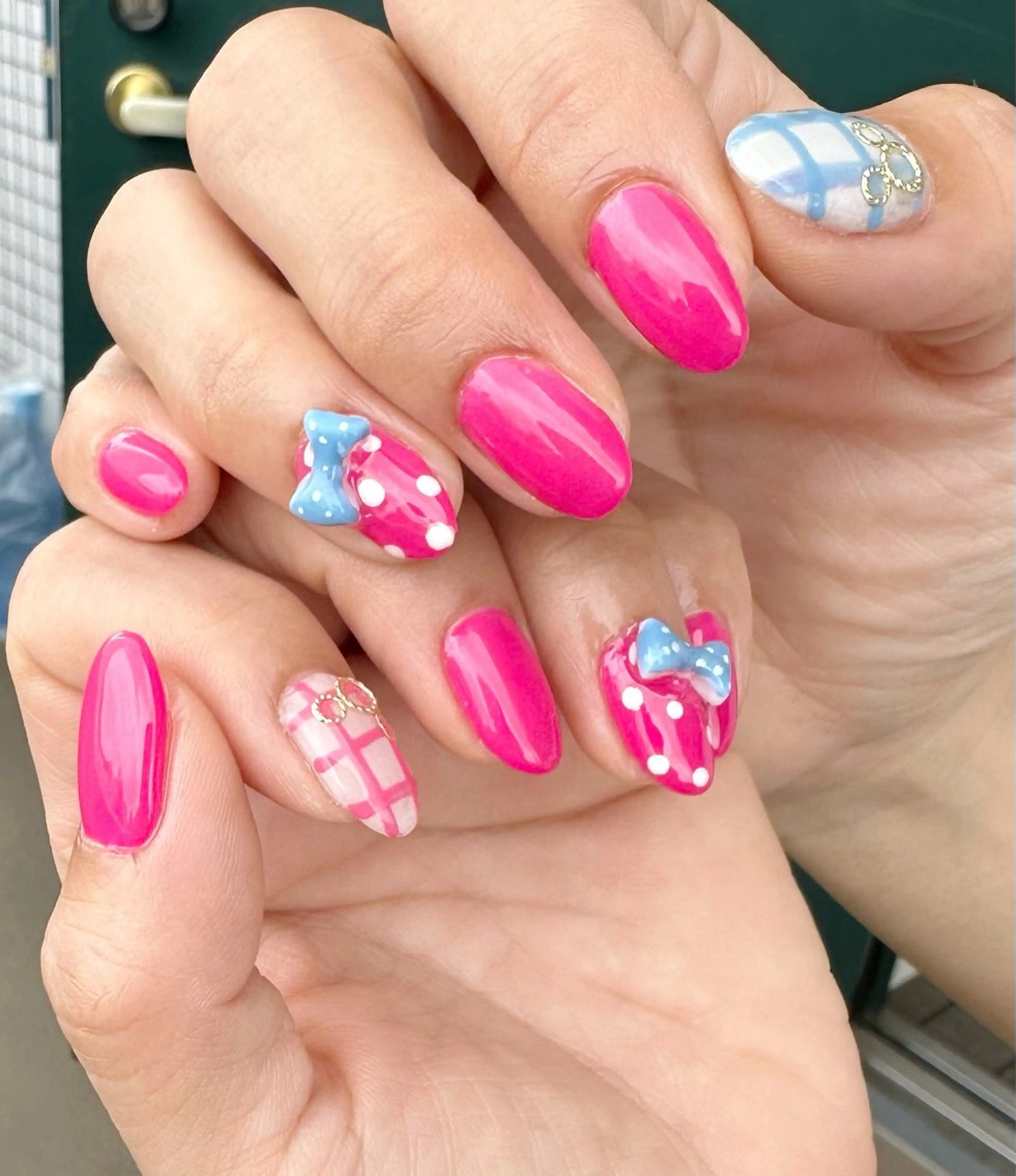 ネイル 新山 聖のネイルデザイン