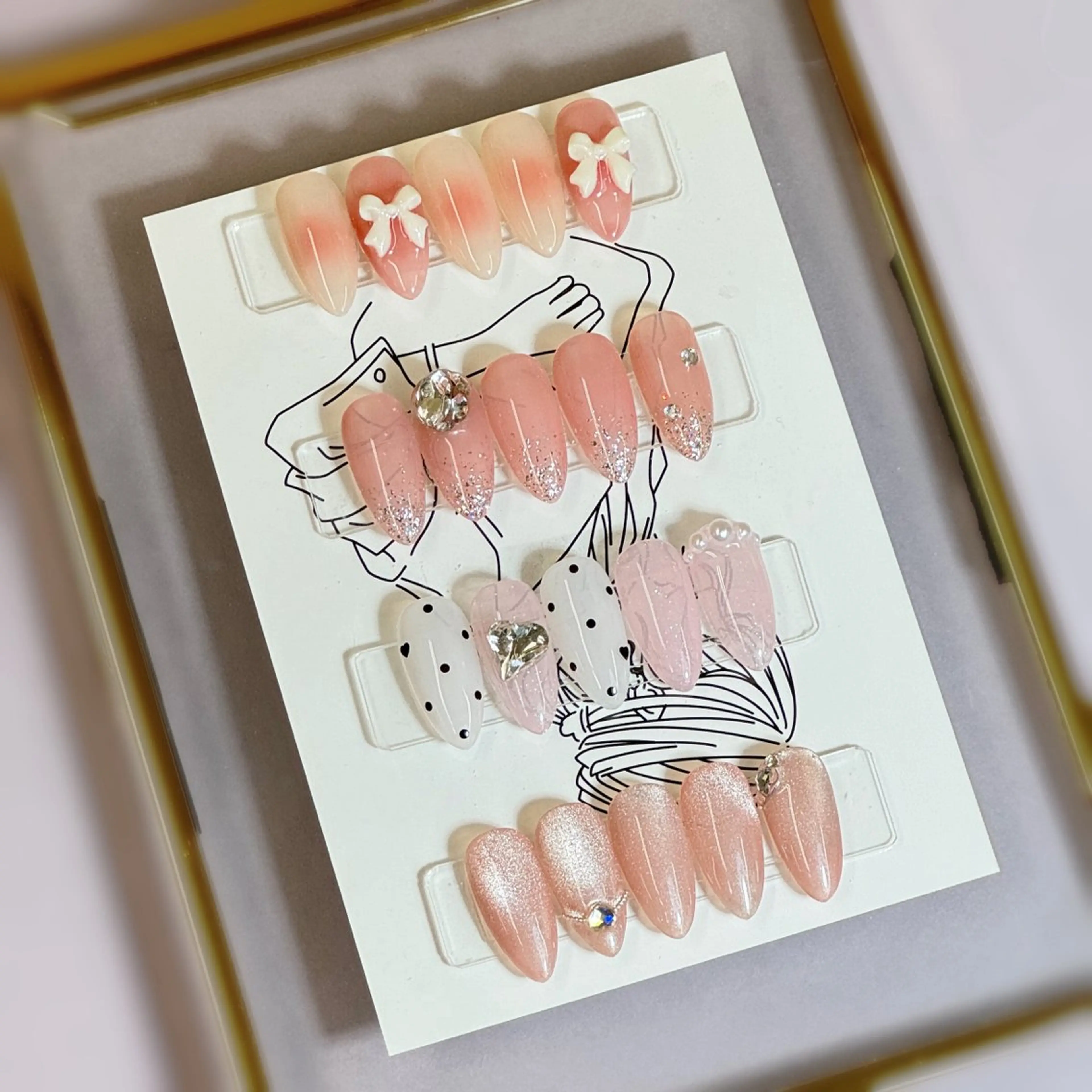 ネイル シンプルネイル ワンホンネイル Alisa nail Rinのネイルデザイン