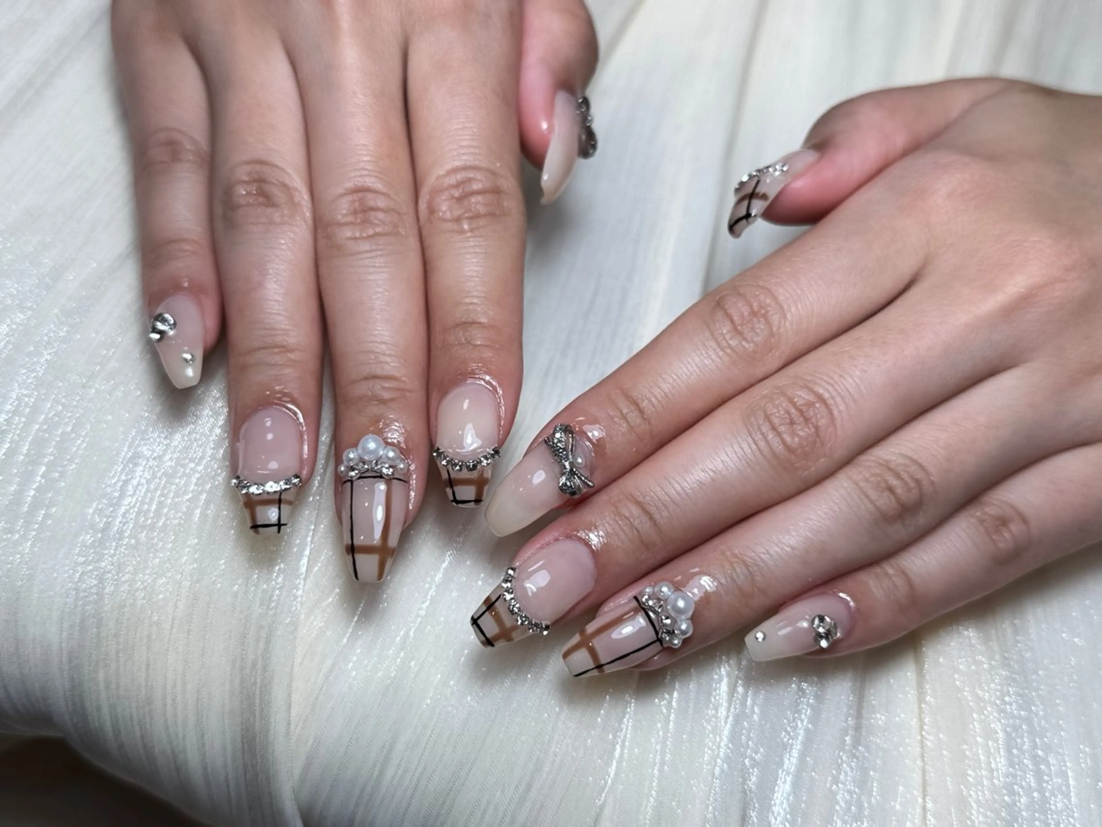 ネイル ハンドネイル ハンドケア DEMAIN- ERIのネイルデザイン