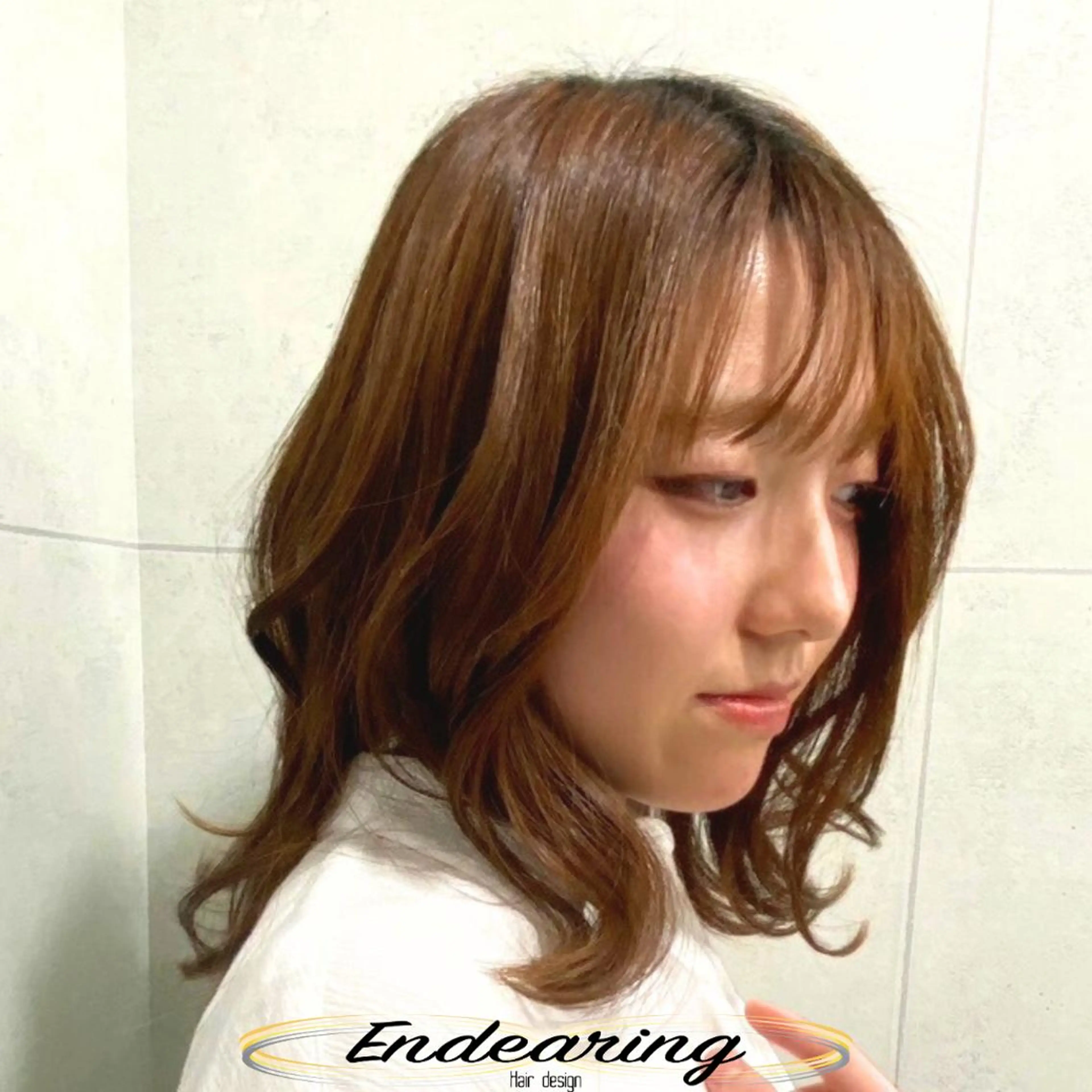 ミディアム 卒業式のヘアスタイル レイヤーカット ローレイヤー 似合わせカット カット ヘアカラー Endearing 銀座/レイヤーカットのヘアスタイル