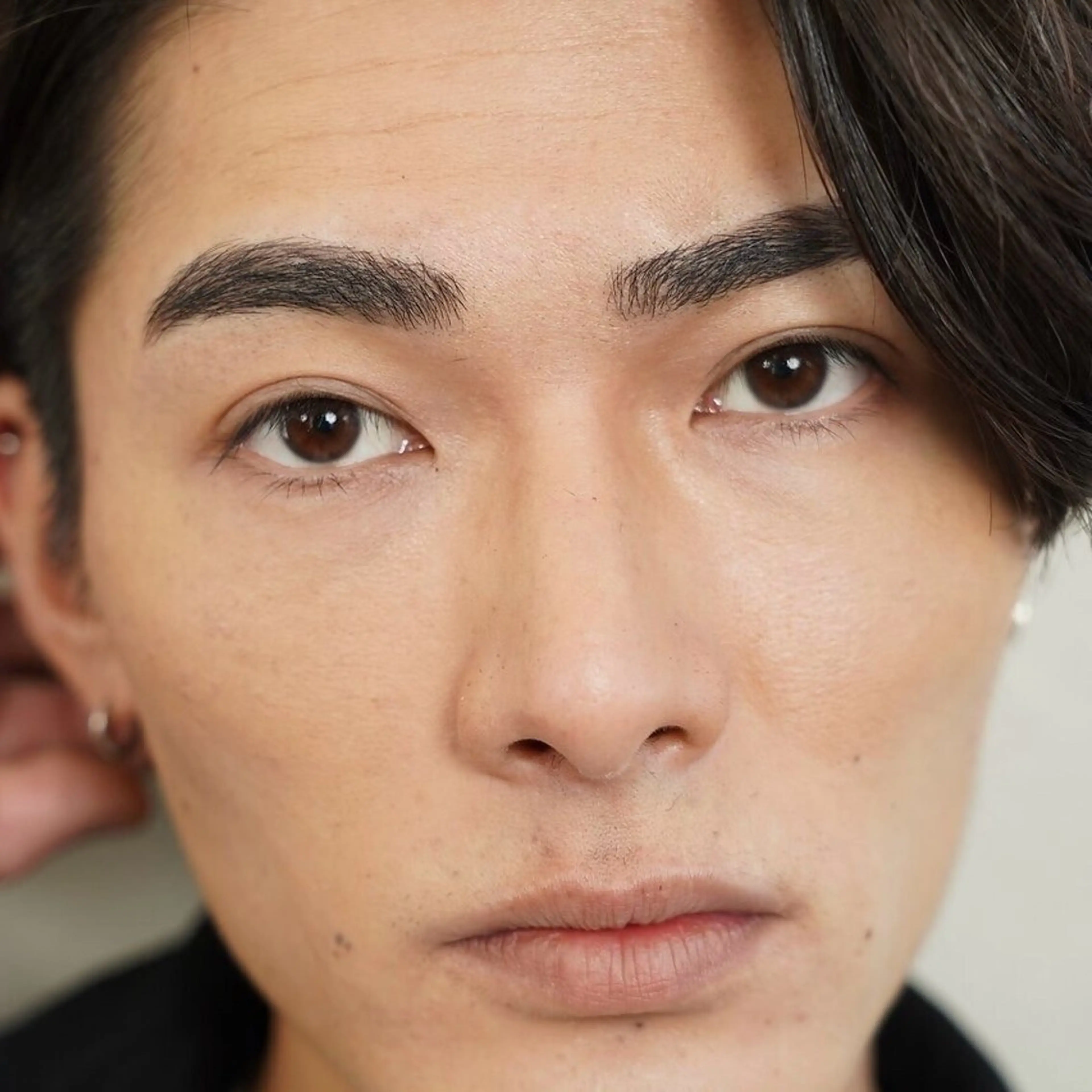 メンズ美眉ワックス+うるツヤ全顔ワックス脱毛¥9300の写真