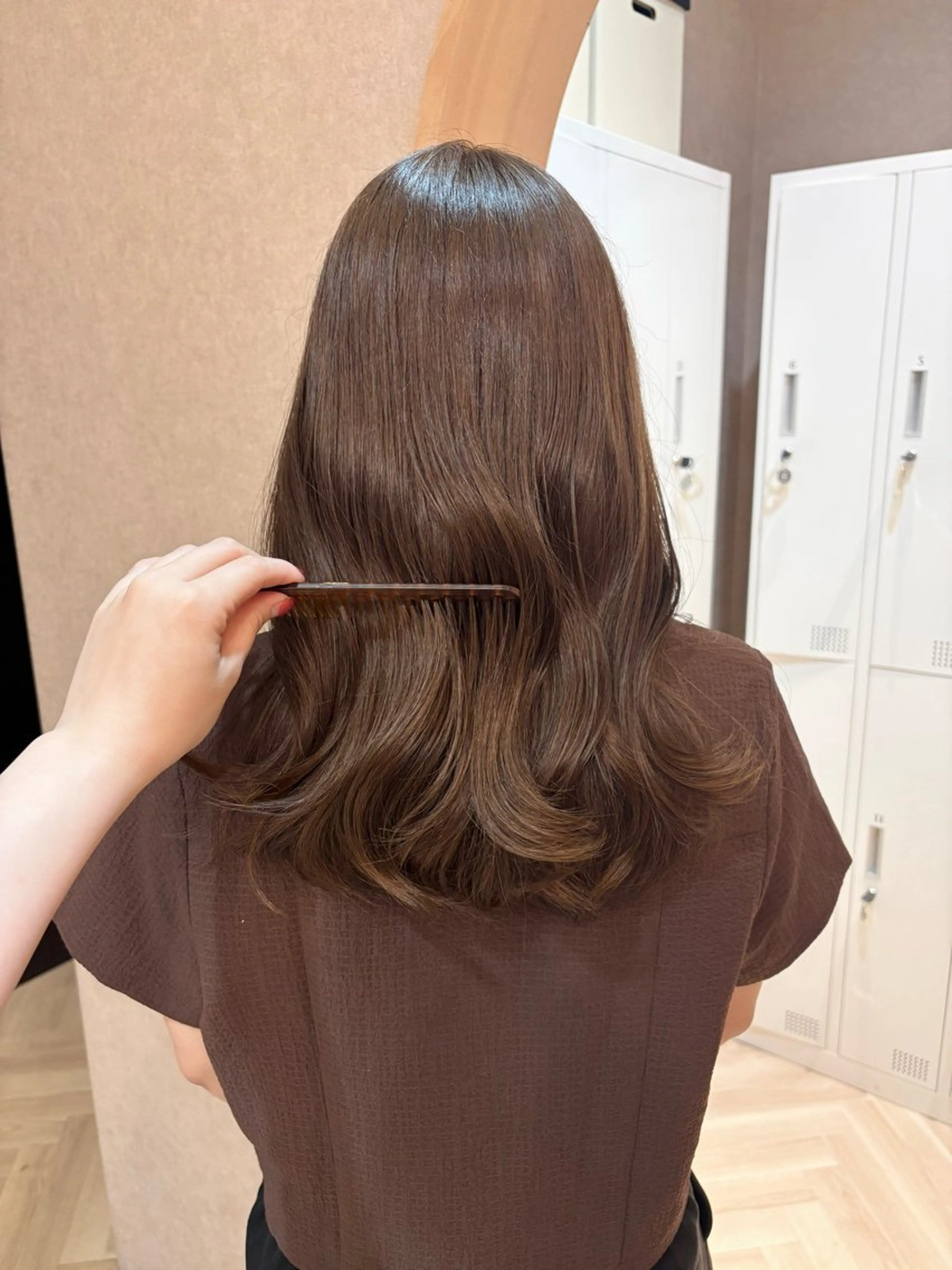 ミディアム カット ヘアカラー トリートメント 似合わせ/ベージュ /レイヤー/りほ🤍のヘアスタイル