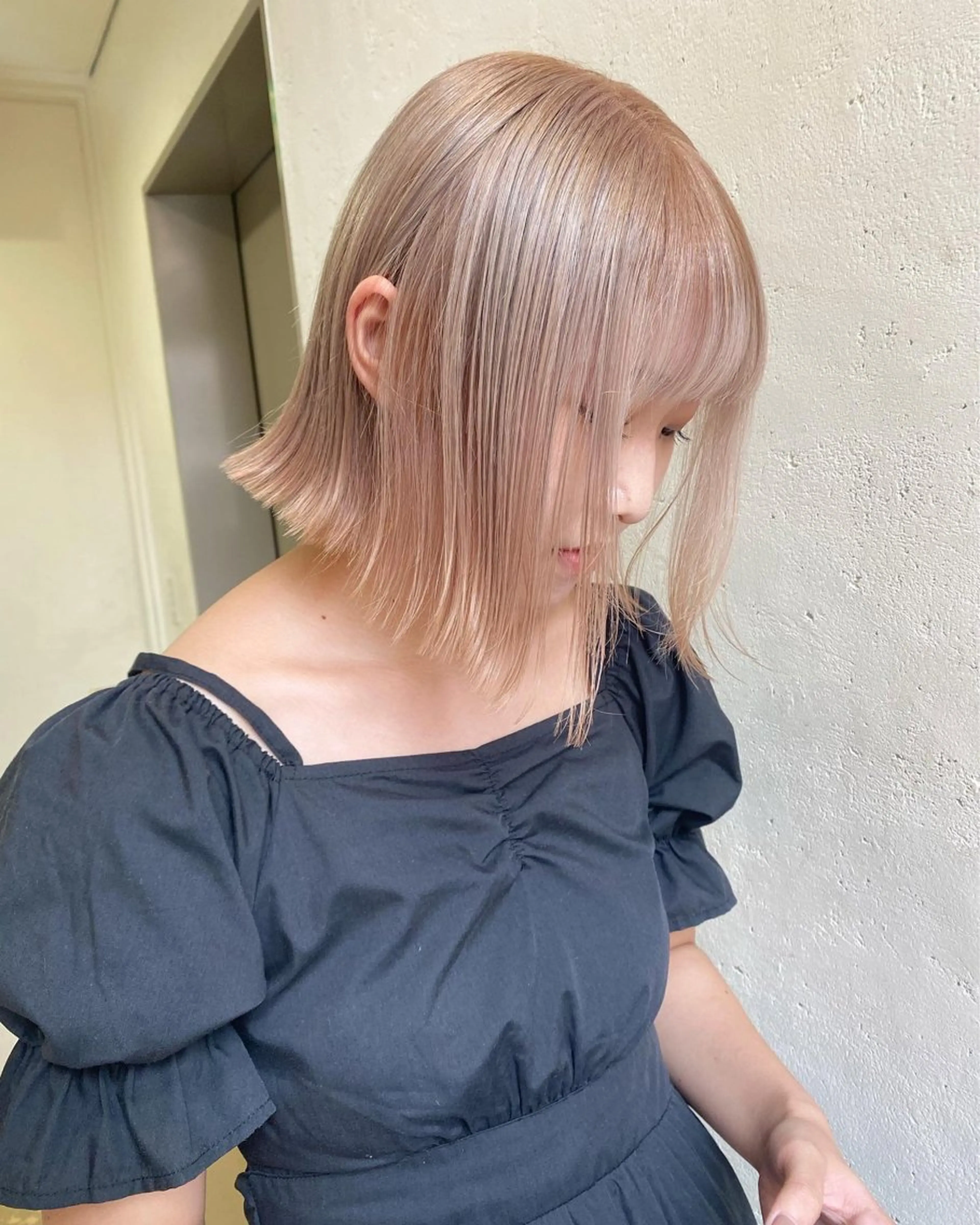 ショート カラー カット ヘアカラー トリートメント ハイトーンカラー 🩷NANAのヘアスタイル