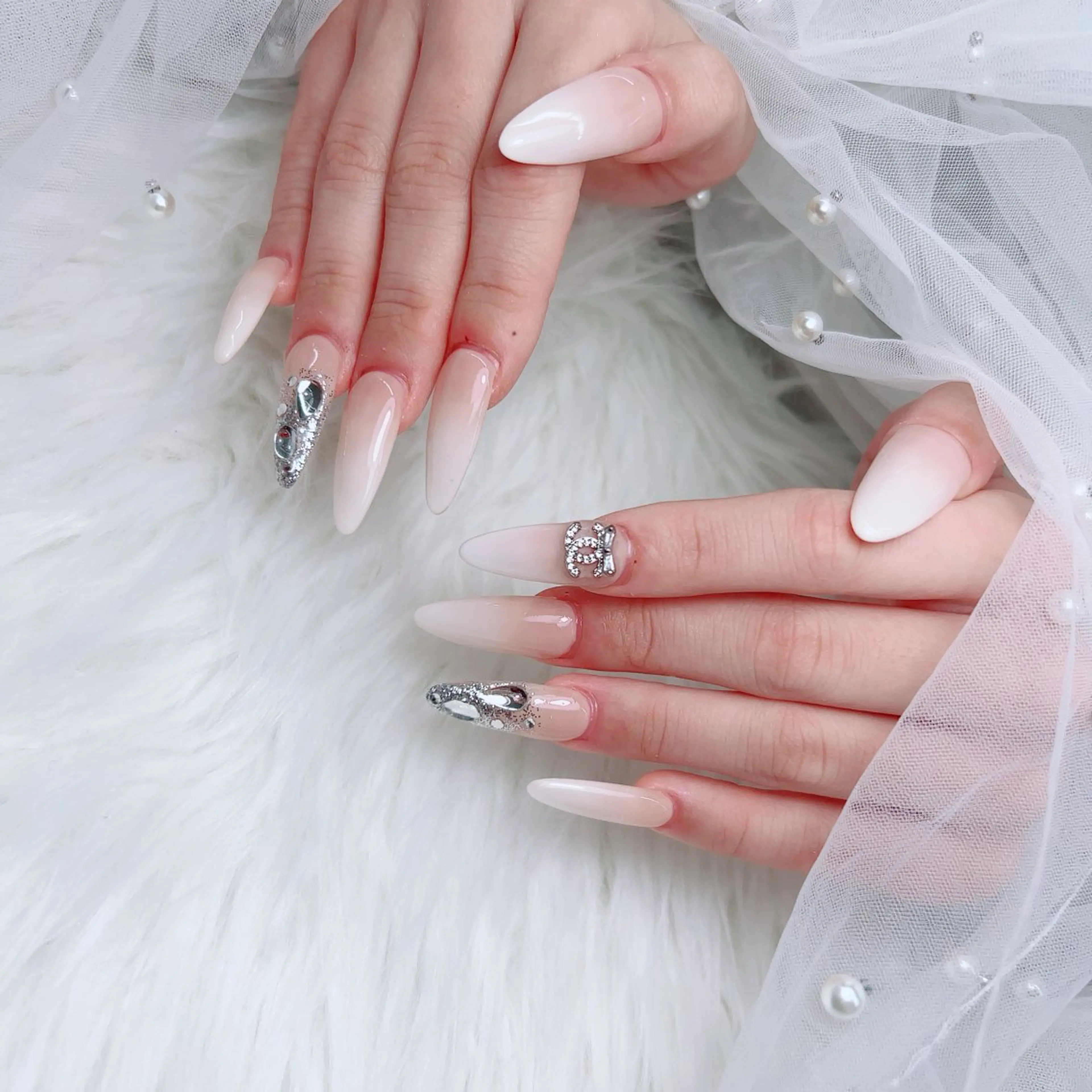 セミロング ハンドネイル artnailgallery所属・gallery Yumiのネイルデザイン