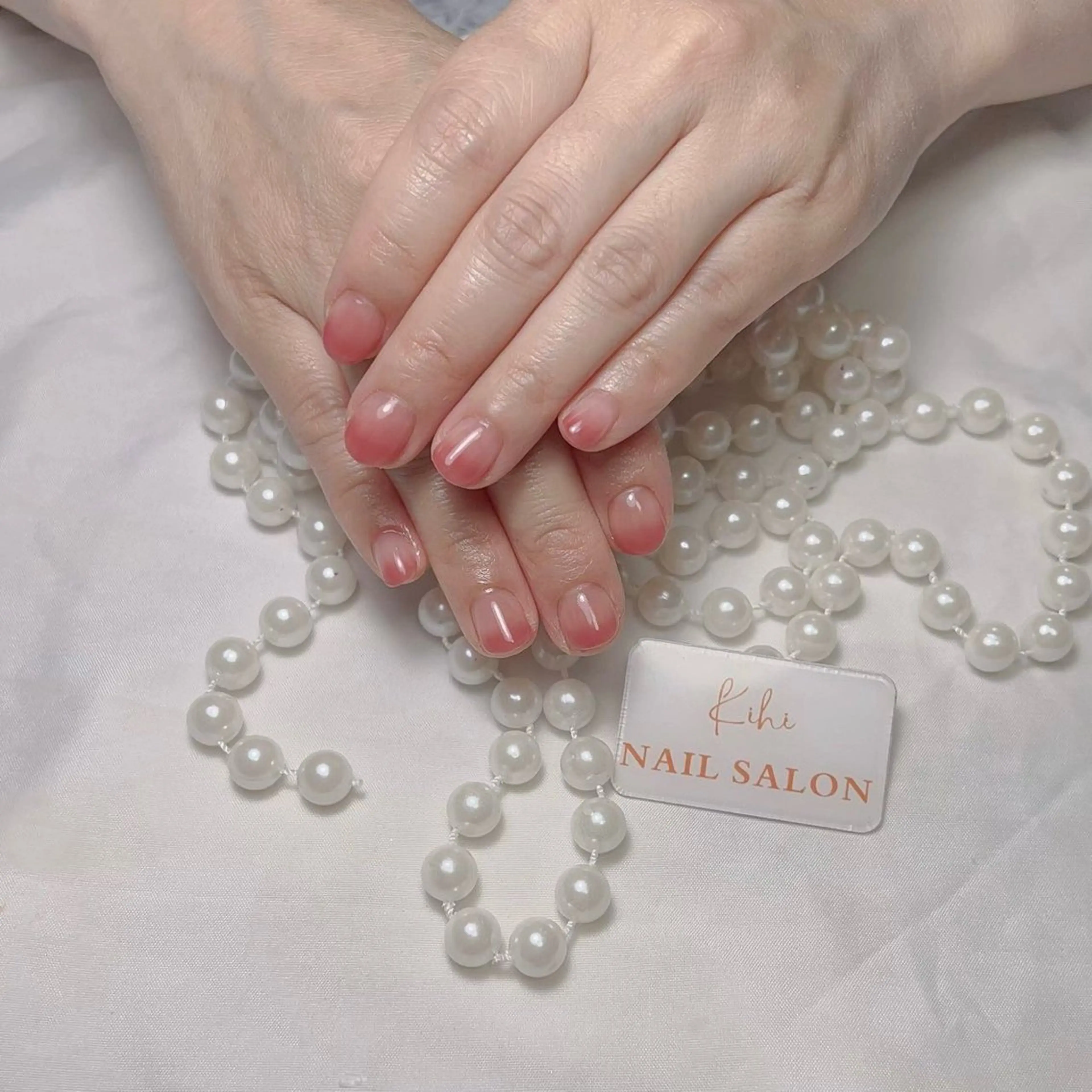 ネイル アートネイル フレンチネイル ジェルネイル グラデーション 韓国ネイル ハンドネイル 💕鈴木ユリ パラジェル/オフ無料のネイルデザイン