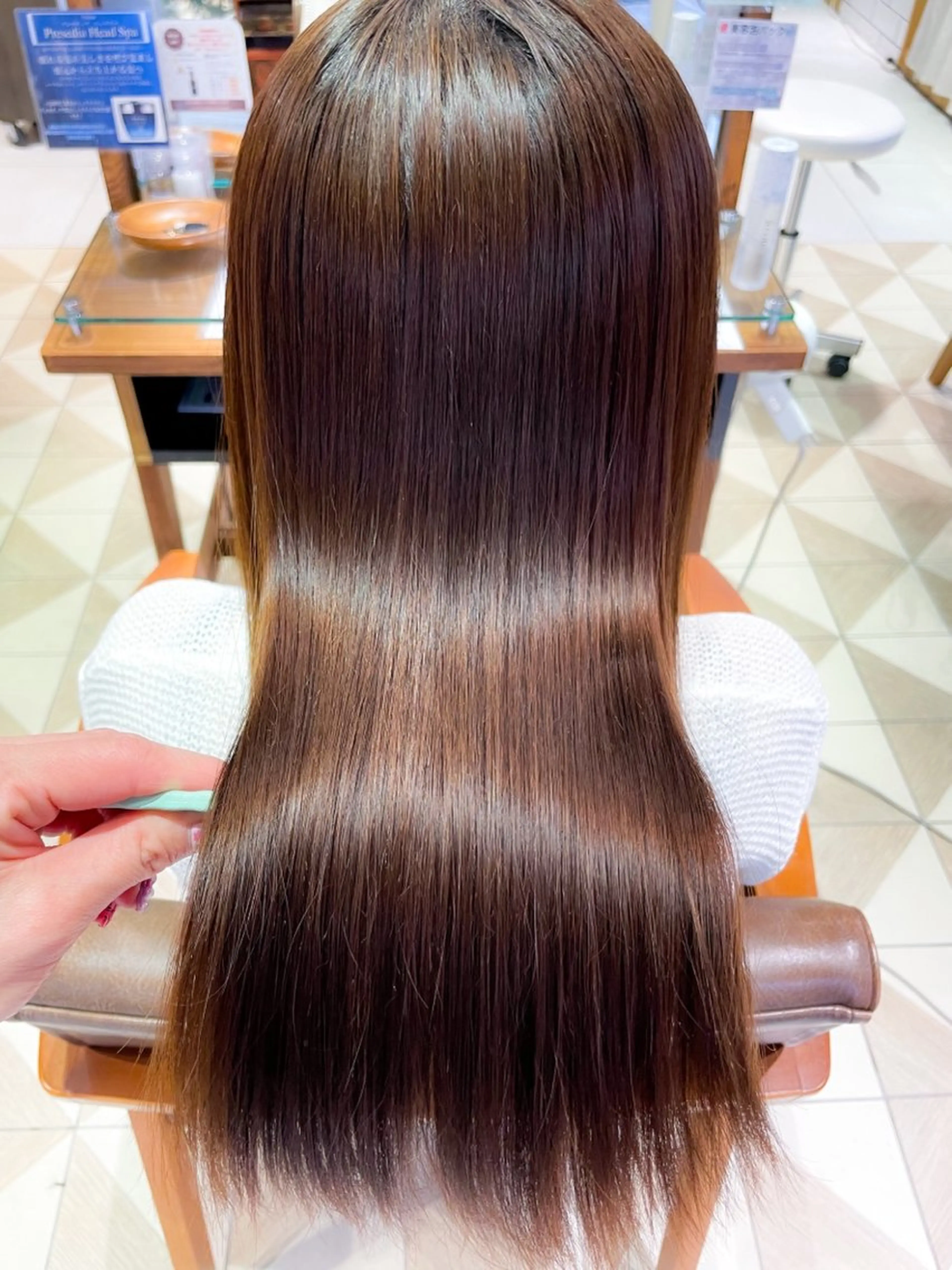 ロング 縮毛矯正 平川 楓のヘアスタイル