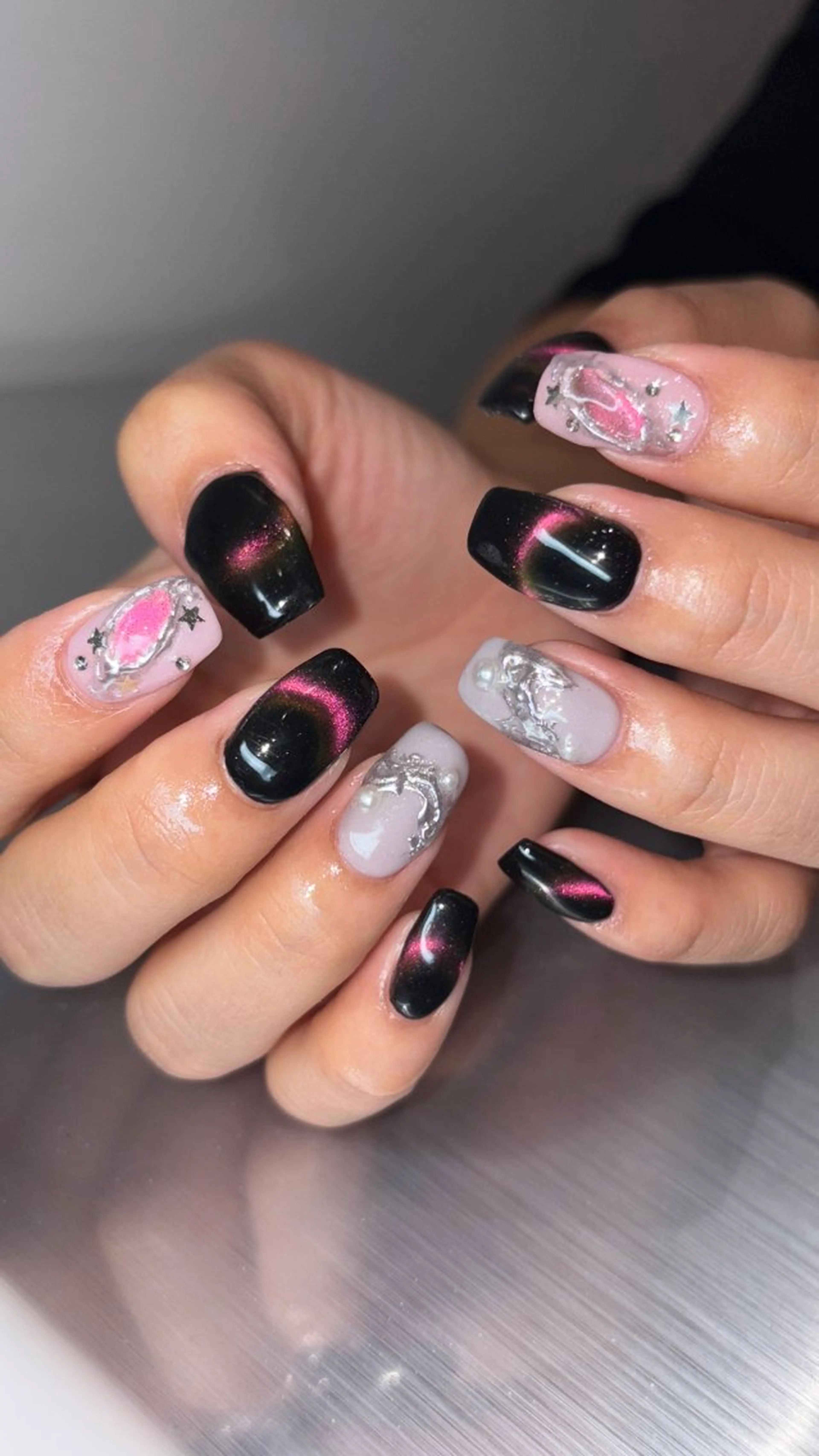 ネイル ハンドネイル 👽個性派ネイル🎀 komachiのマツエク・マツパデザイン