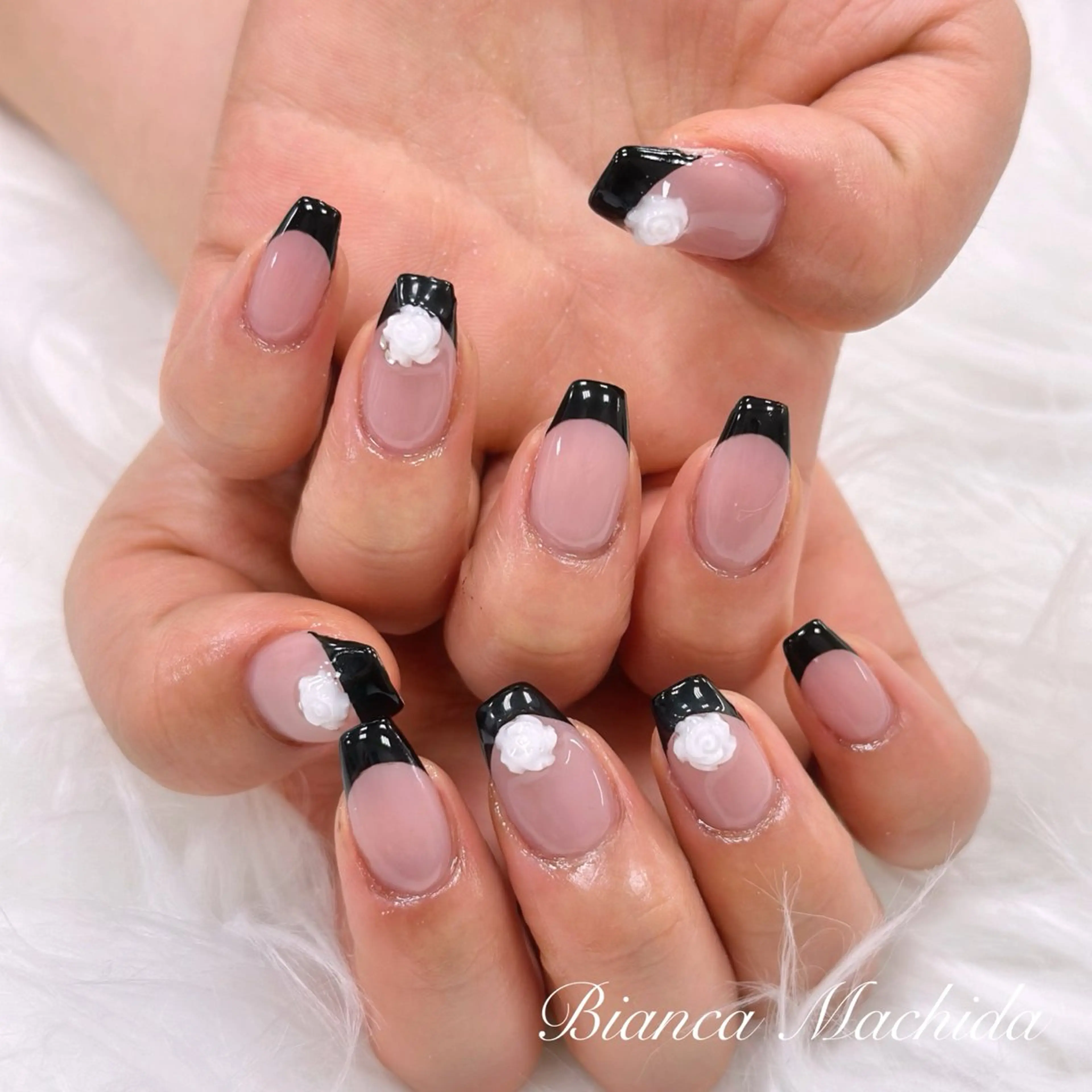 ネイル フレンチネイル ガーリー 持ち込み ピンク ハンドネイル Bianca👼🏻 OIKAWAのネイルデザイン