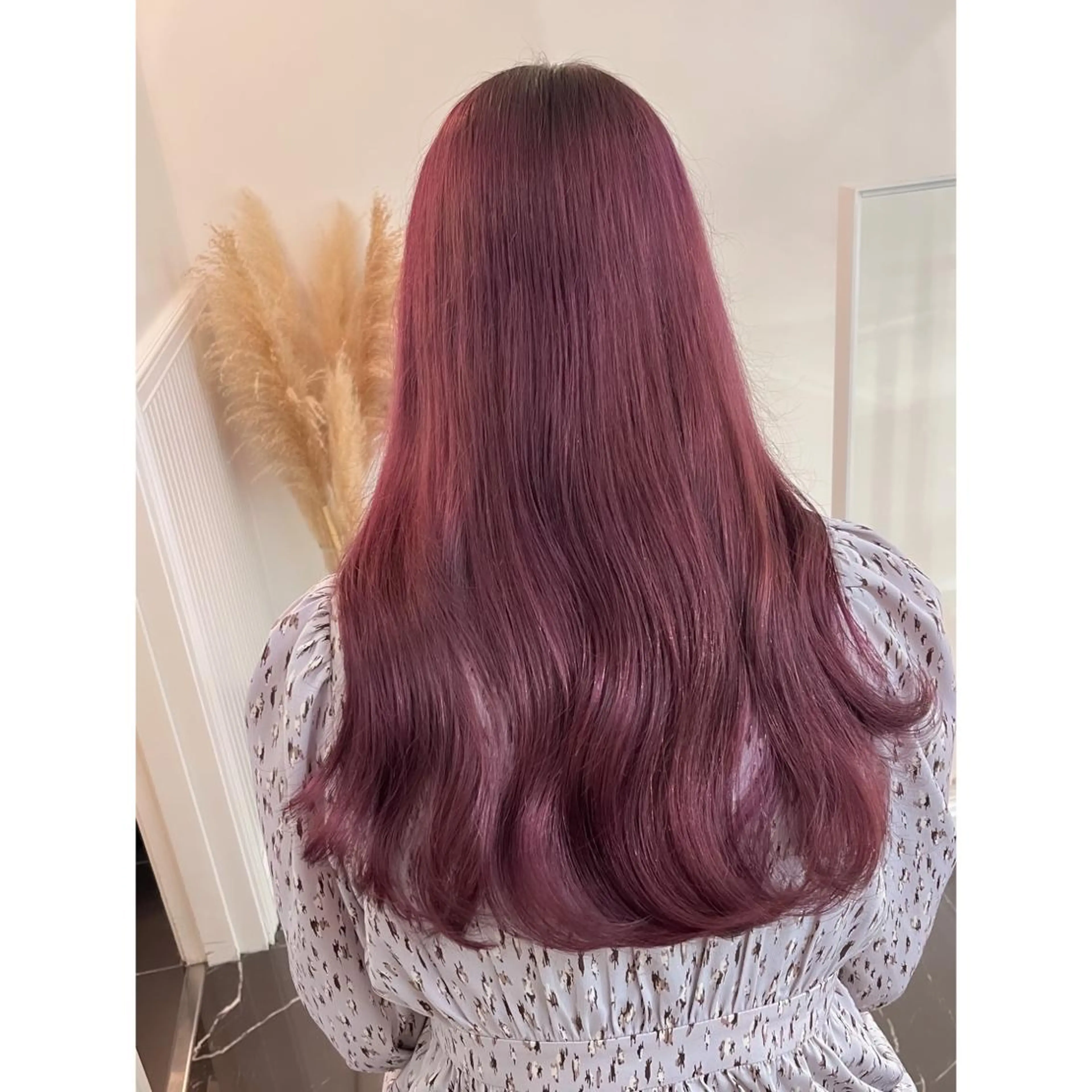 ロング カラー ブリーチ カット ヘアカラー トリートメント LOTTA CUCCI所属・miyu /トレンド カラー×艶髪のヘアスタイル