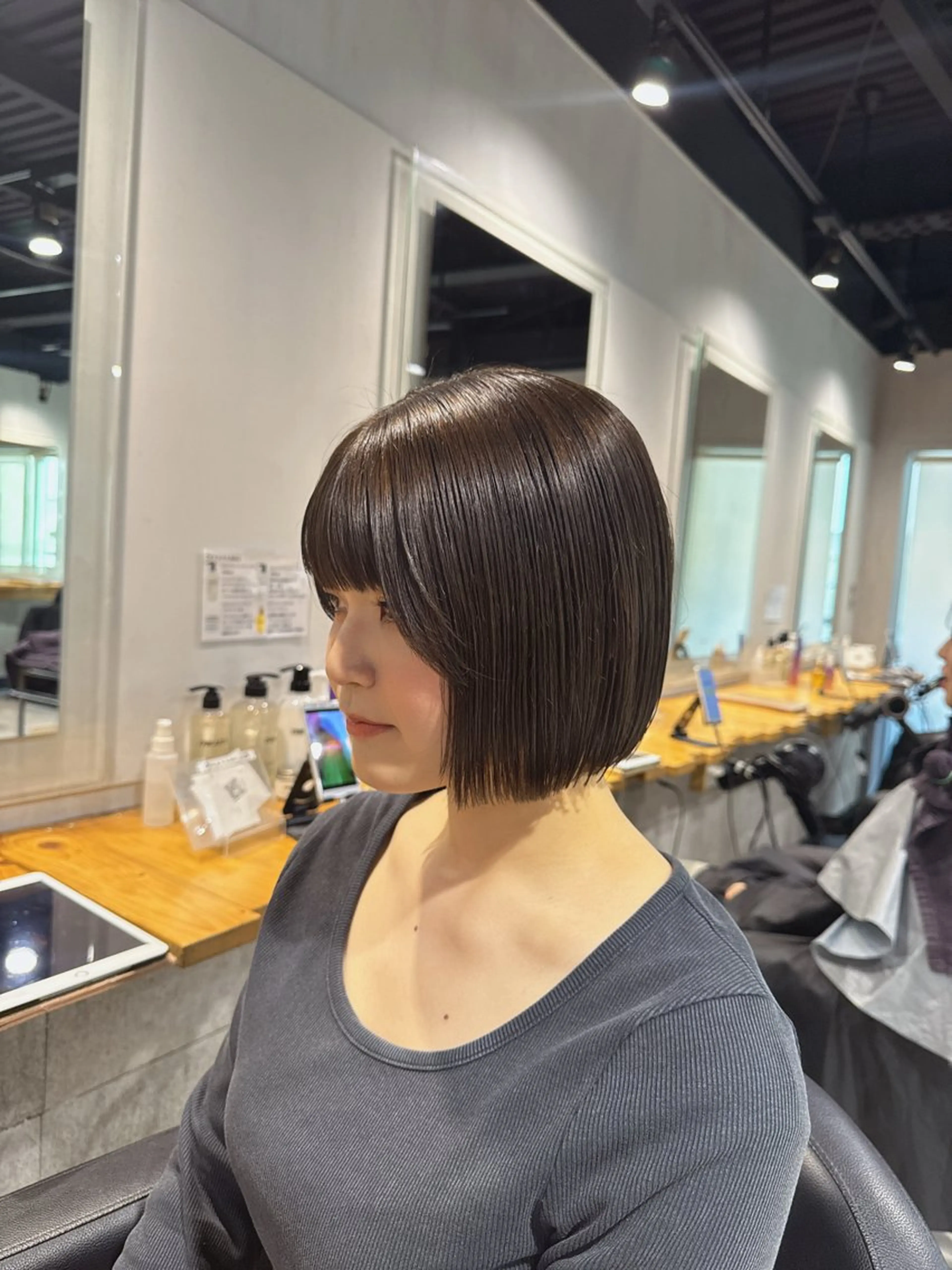 ショート カラー カット ヘアカラー NANAMI🩵 大人可愛い韓国ヘアのヘアスタイル