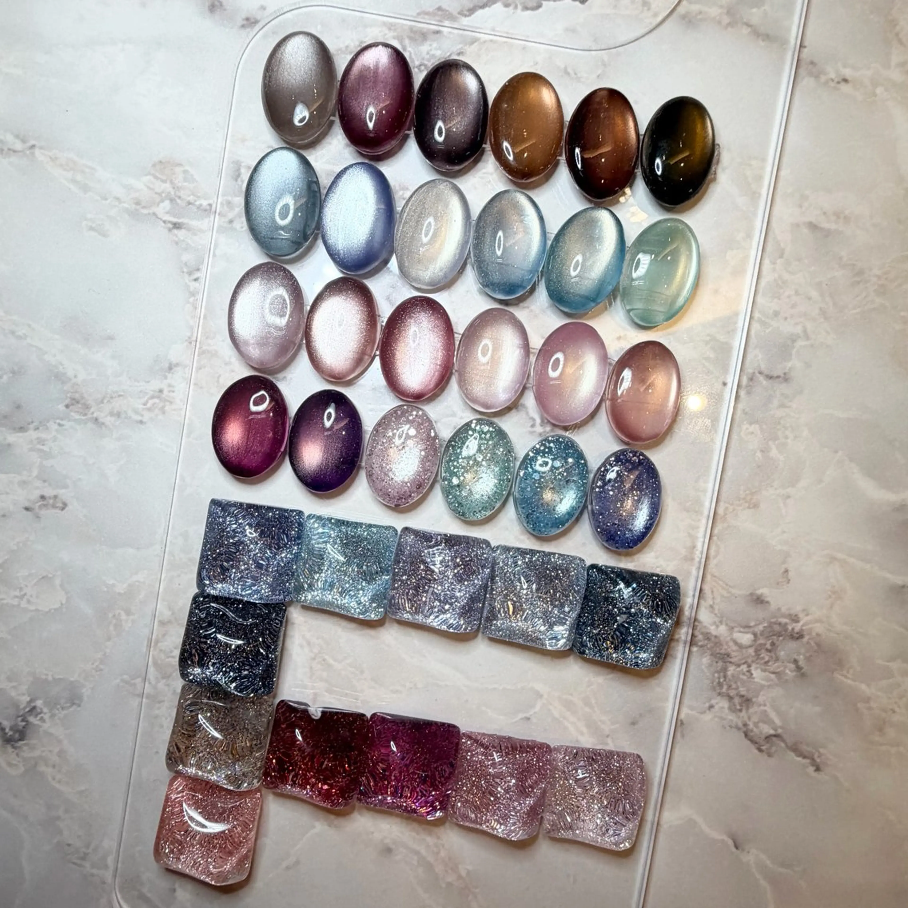 ネイル マグネットネイル ハンドネイル ハンドケア she nail studio所属・room 410のネイルデザイン