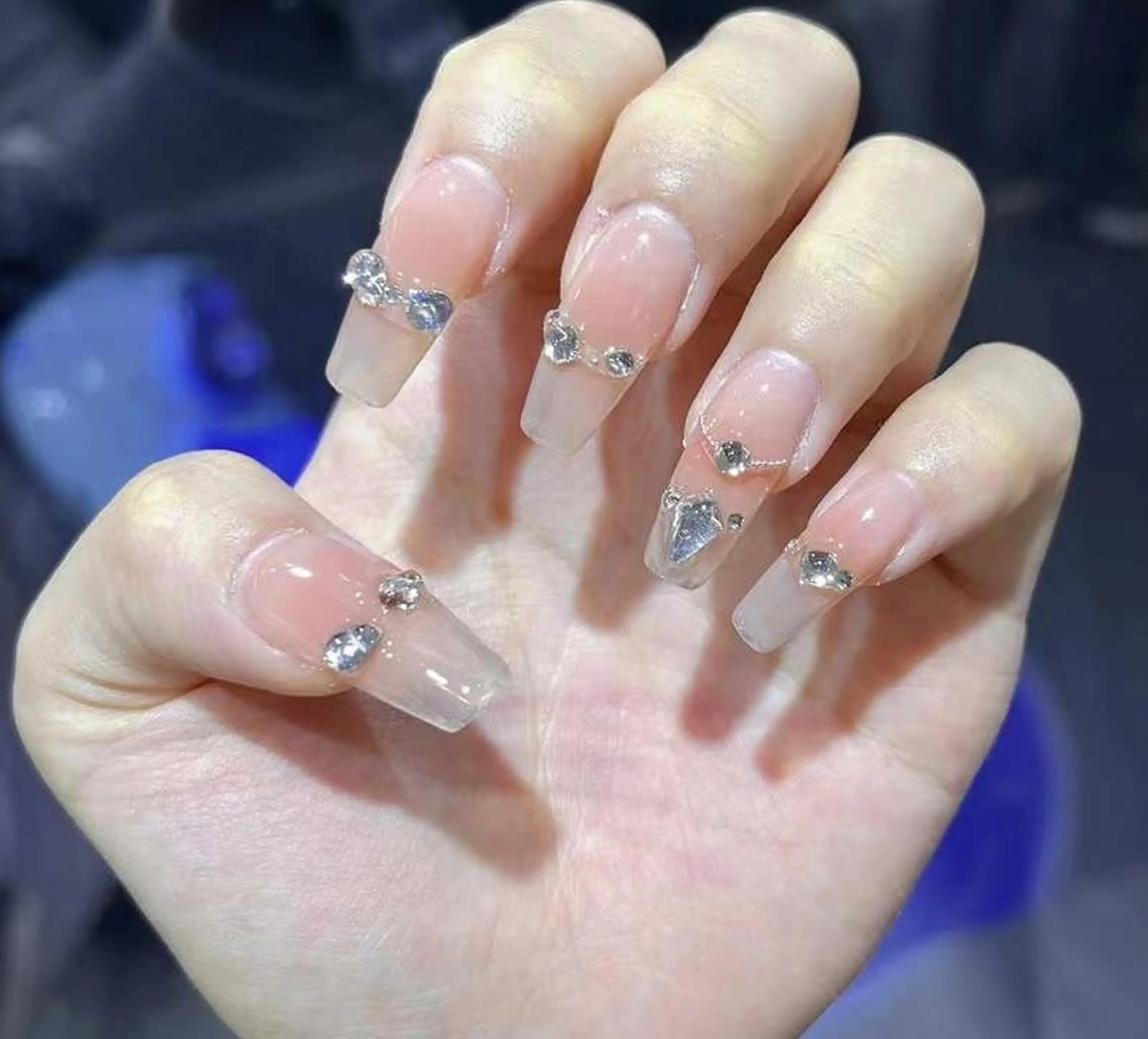 ネイル VIVIAN リサのネイルデザイン