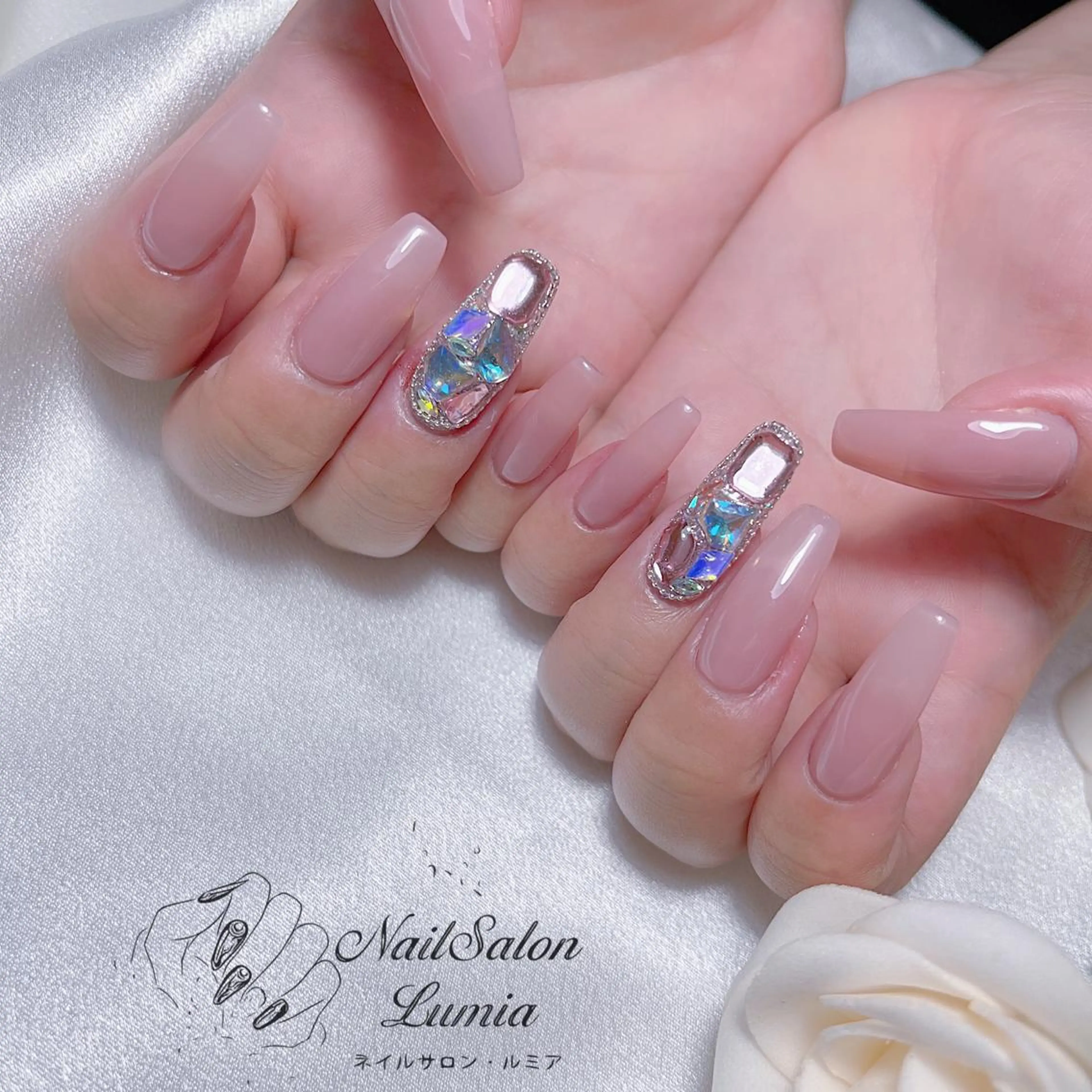 ネイル ハンドネイル ネイルサロン ルミア Lumia 店長のネイルデザイン
